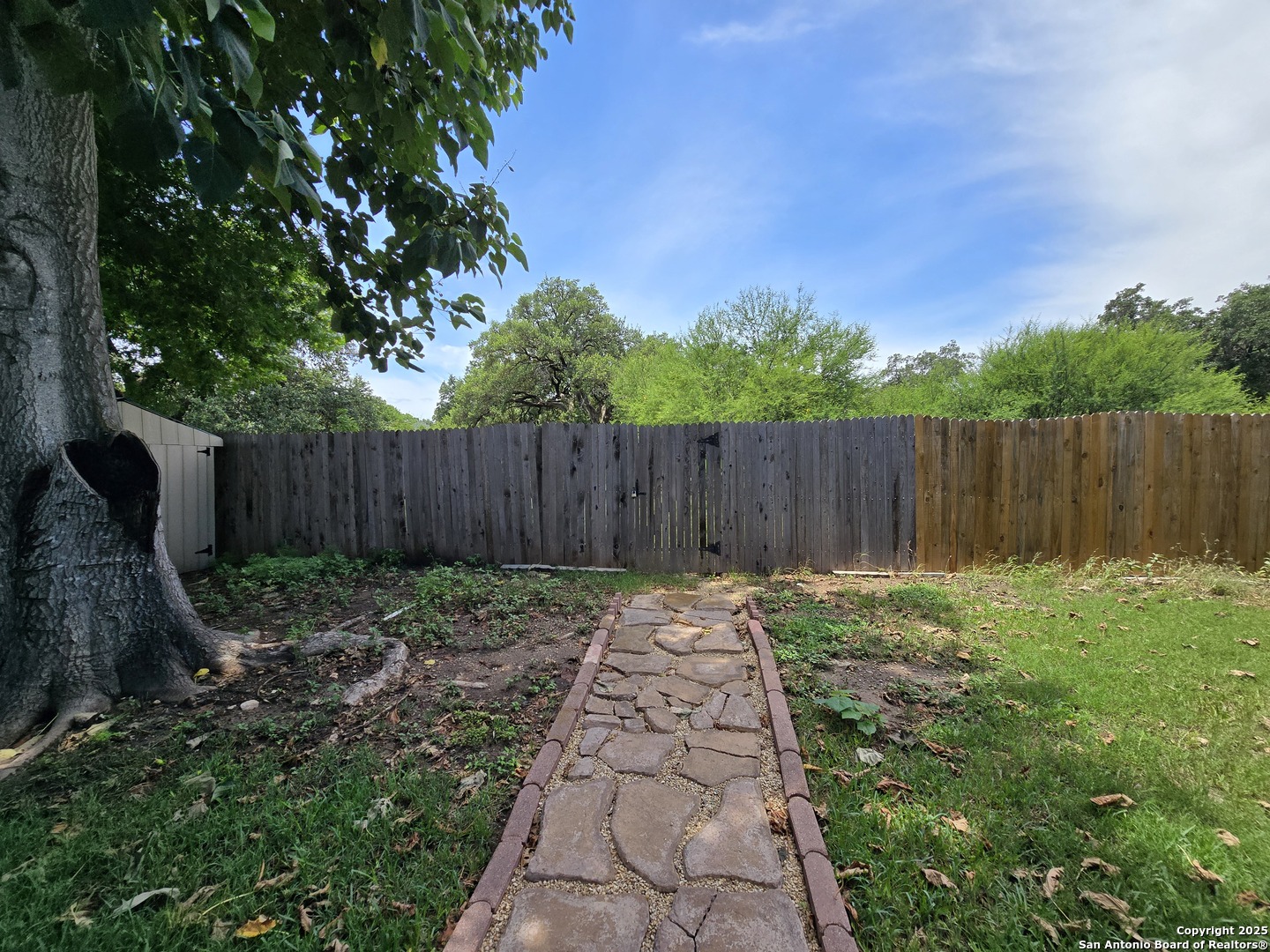10506 Canyon River