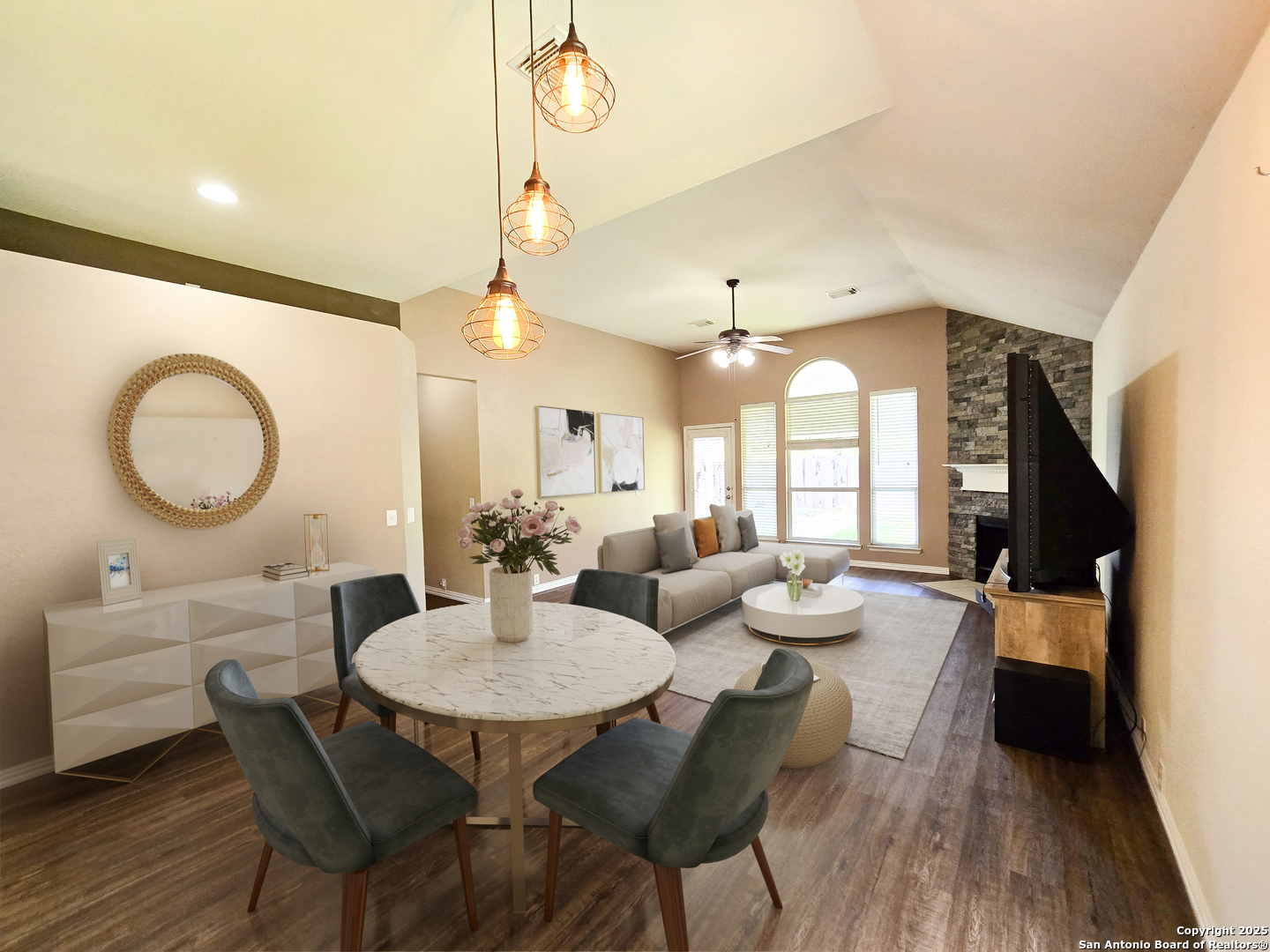 10506 Canyon River