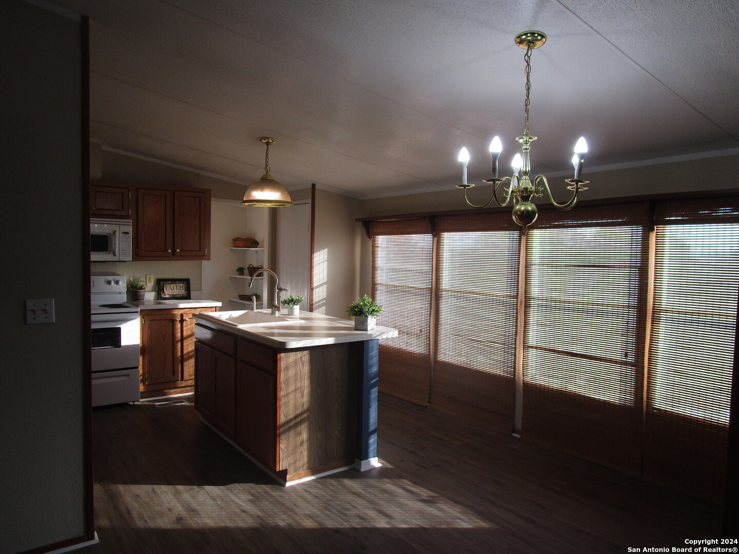 145 COUNTY ROAD 5635