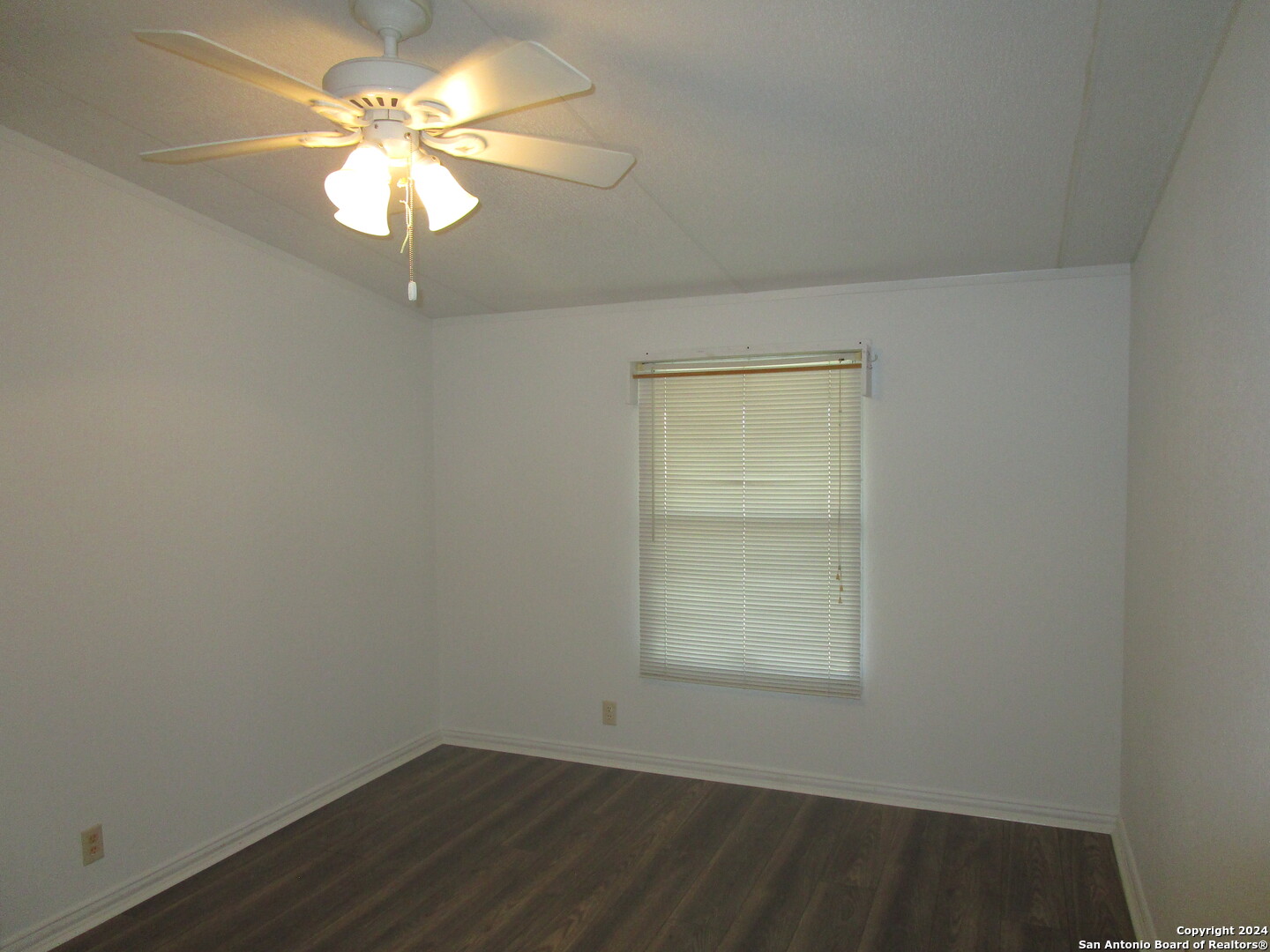 145 COUNTY ROAD 5635