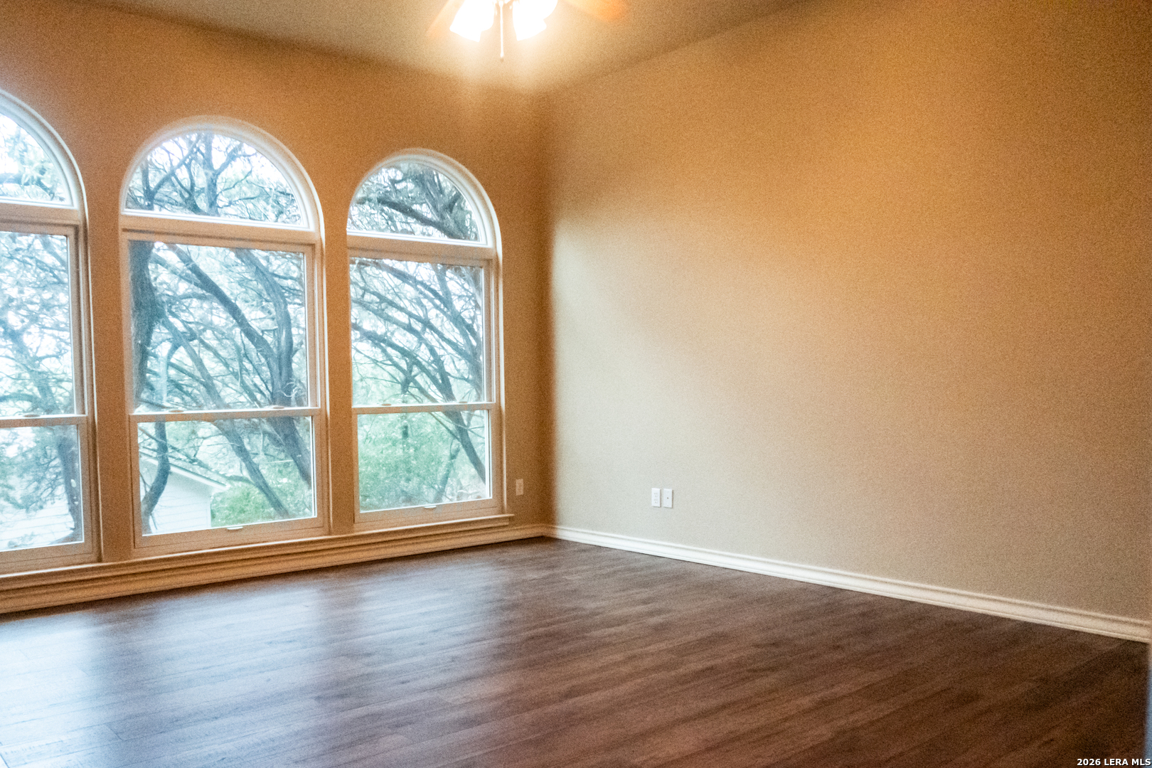 18705 Lookout Mountain