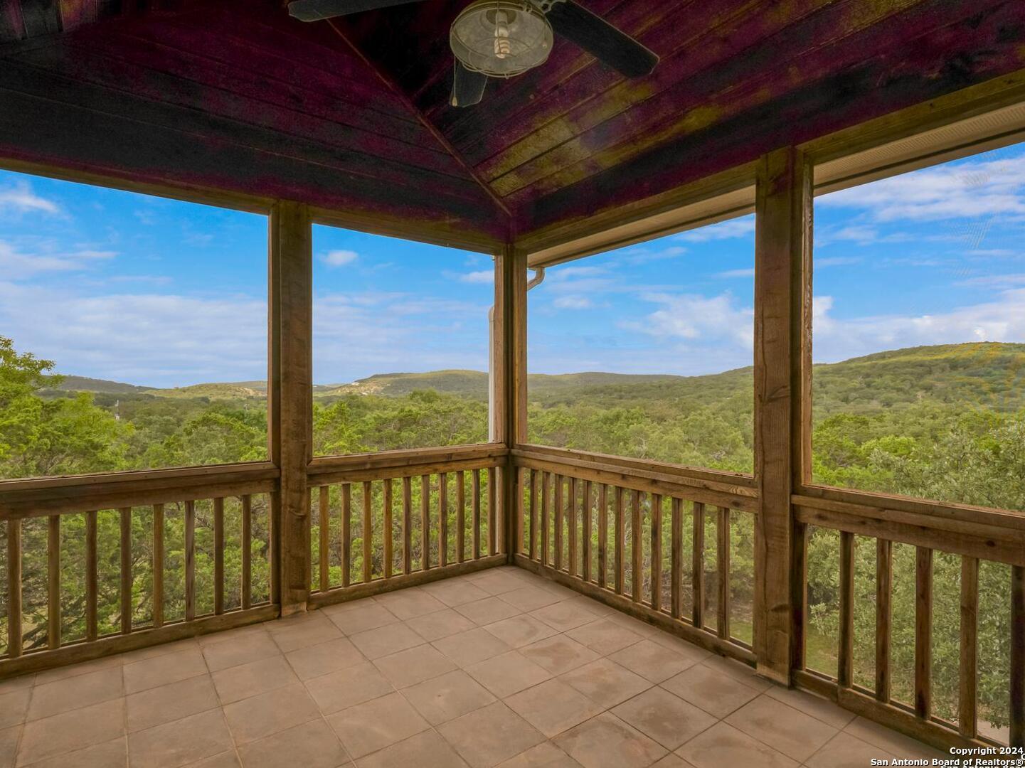 18705 Lookout Mountain