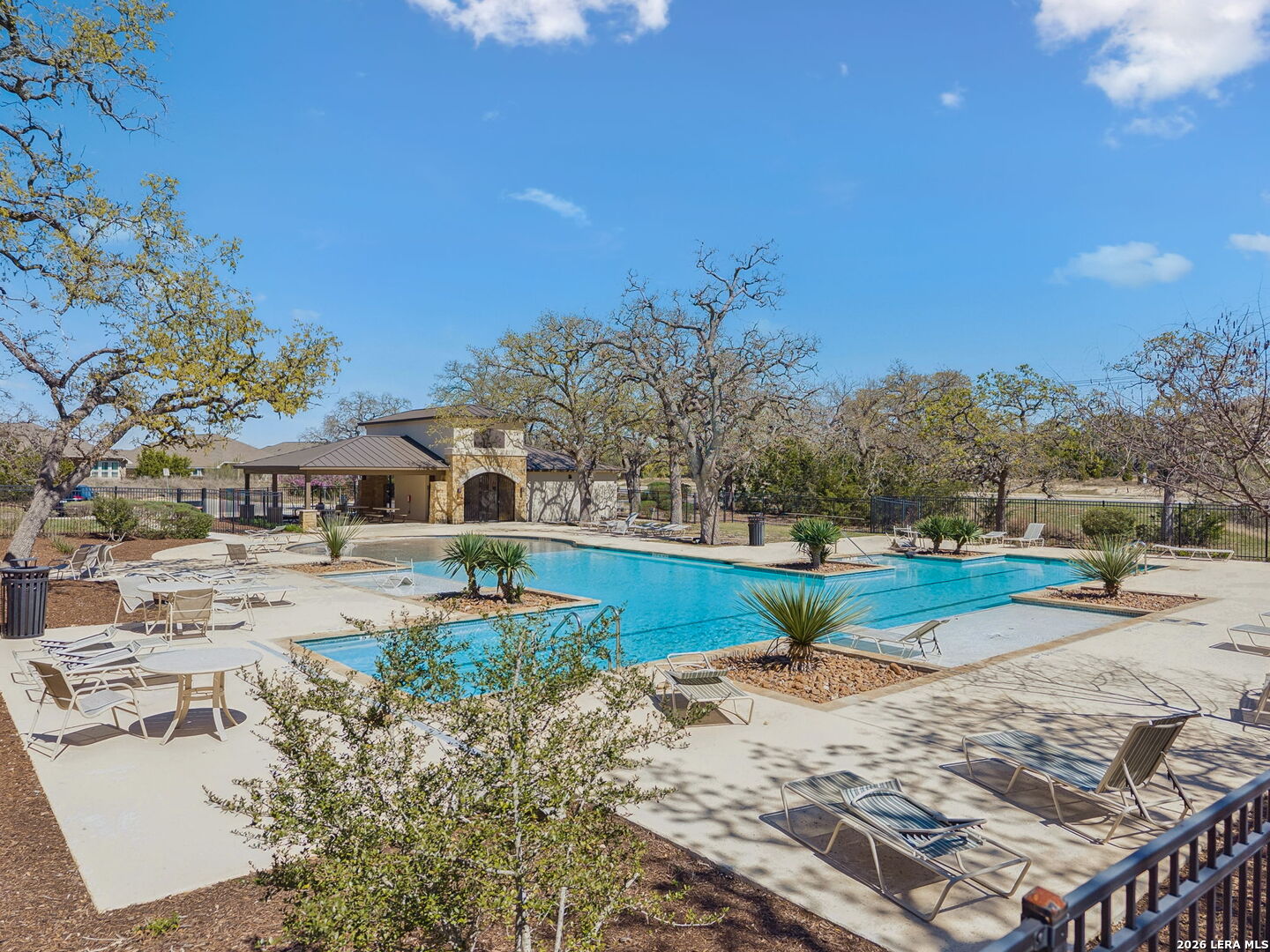 2319 Edinburgh Park