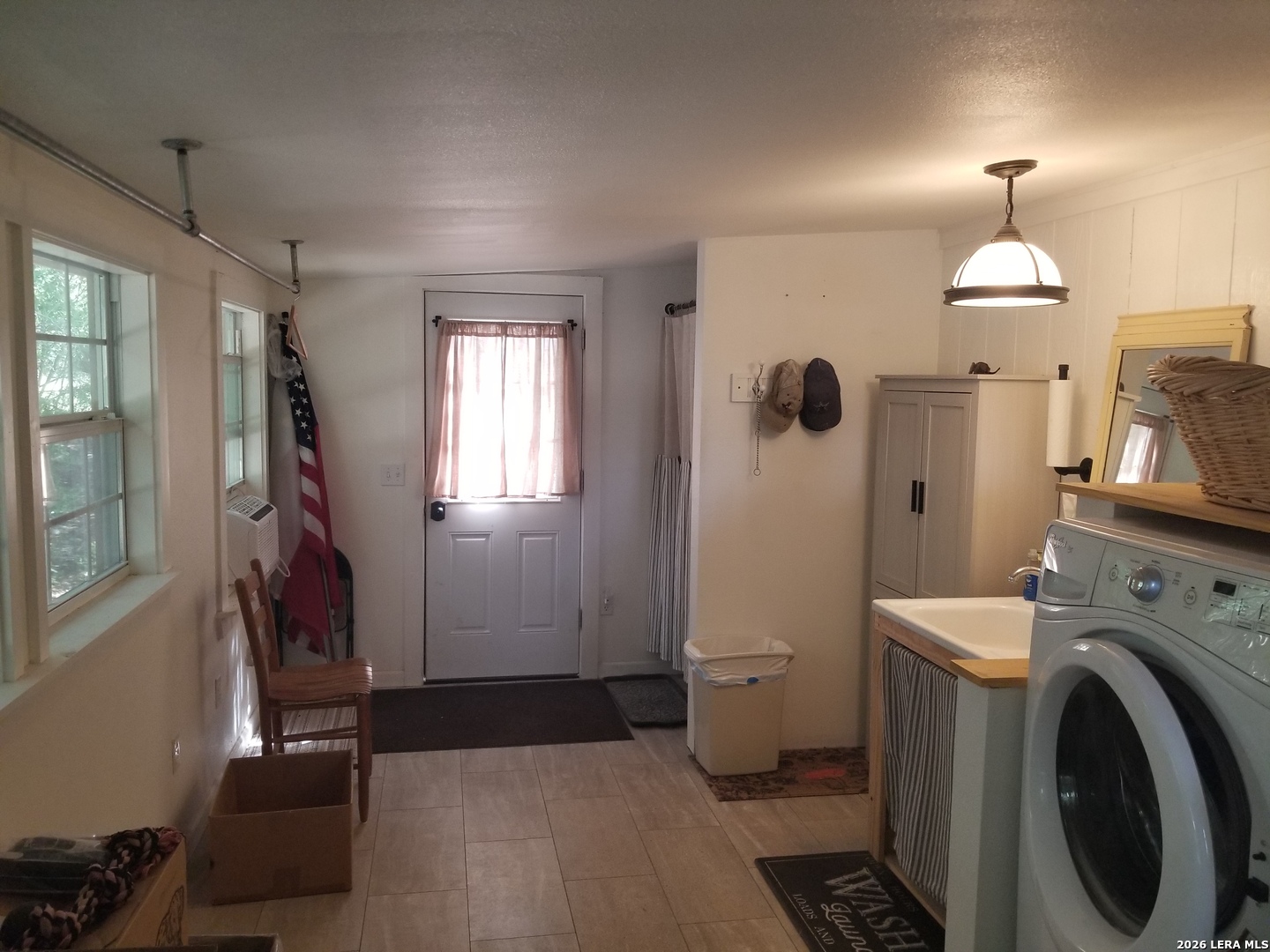 9200 Park Road 37