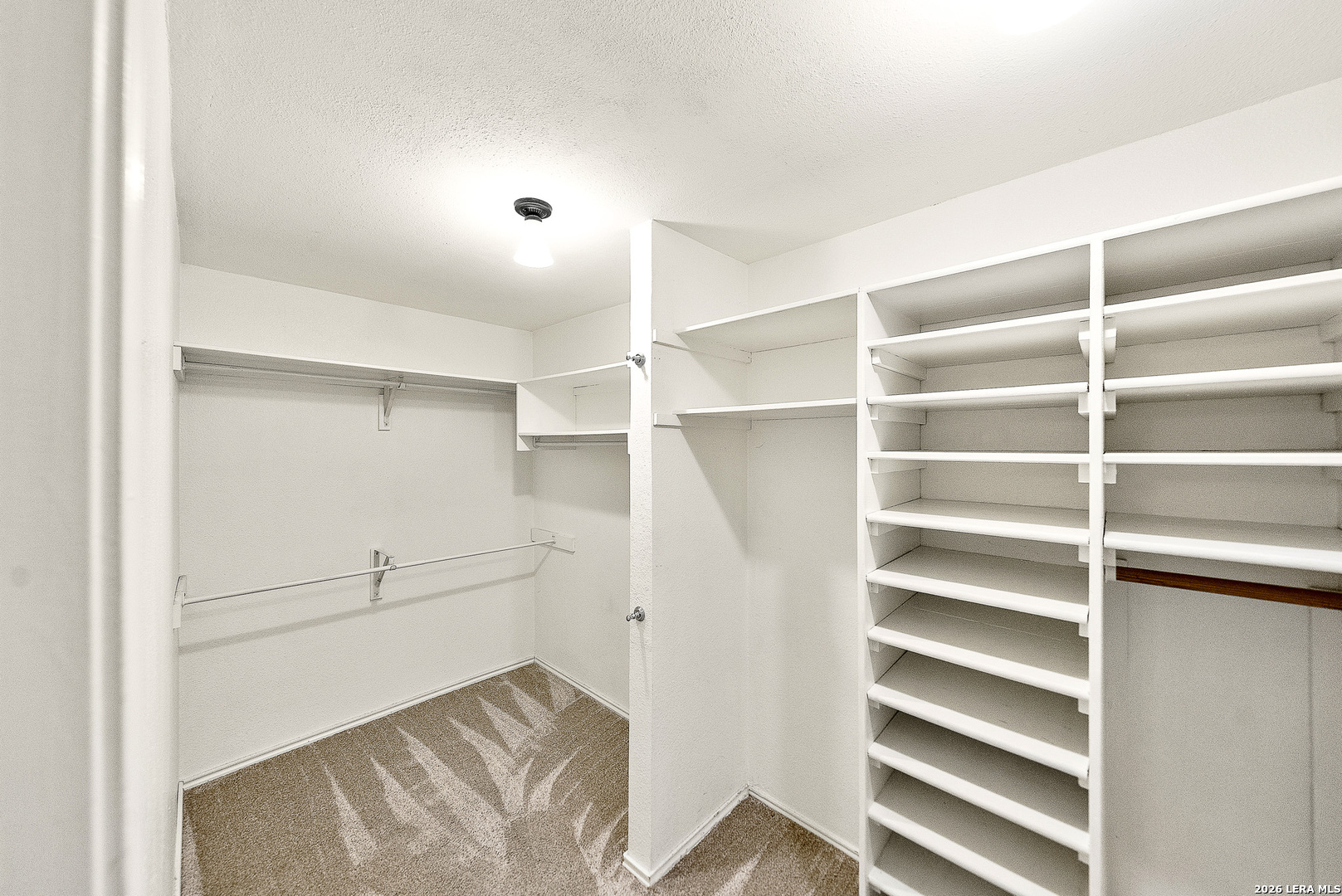 2831 Peppermill Run