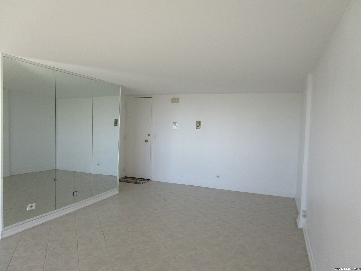 7039 San Pedro Ave Unit: 1110
