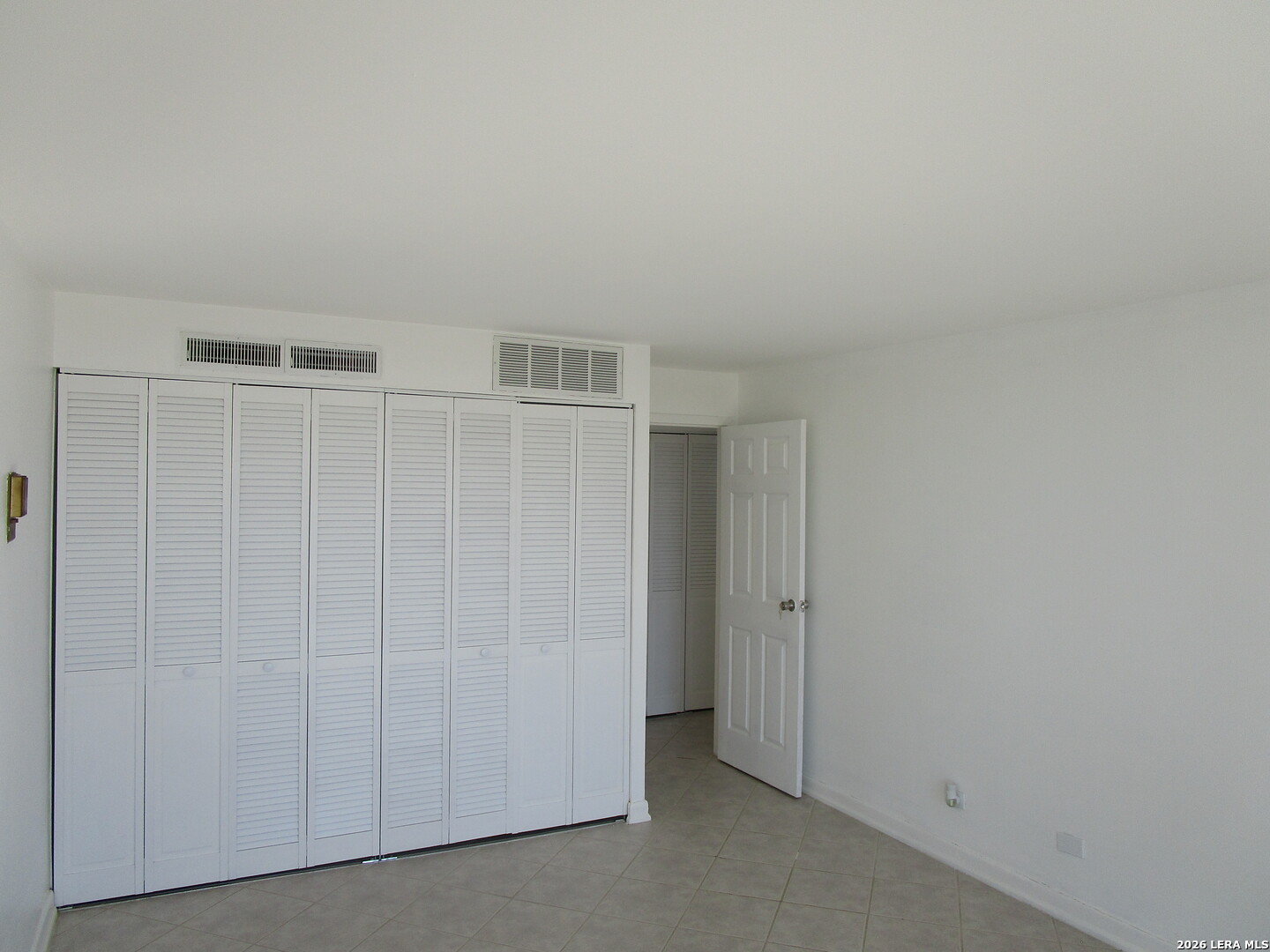 7039 San Pedro Ave Unit: 1110