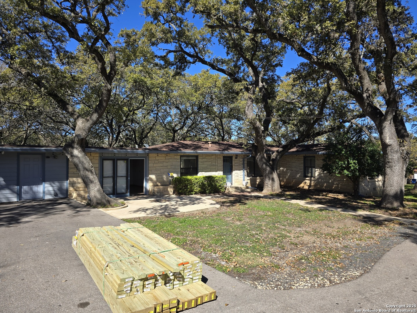9115 CALLAGHAN RD