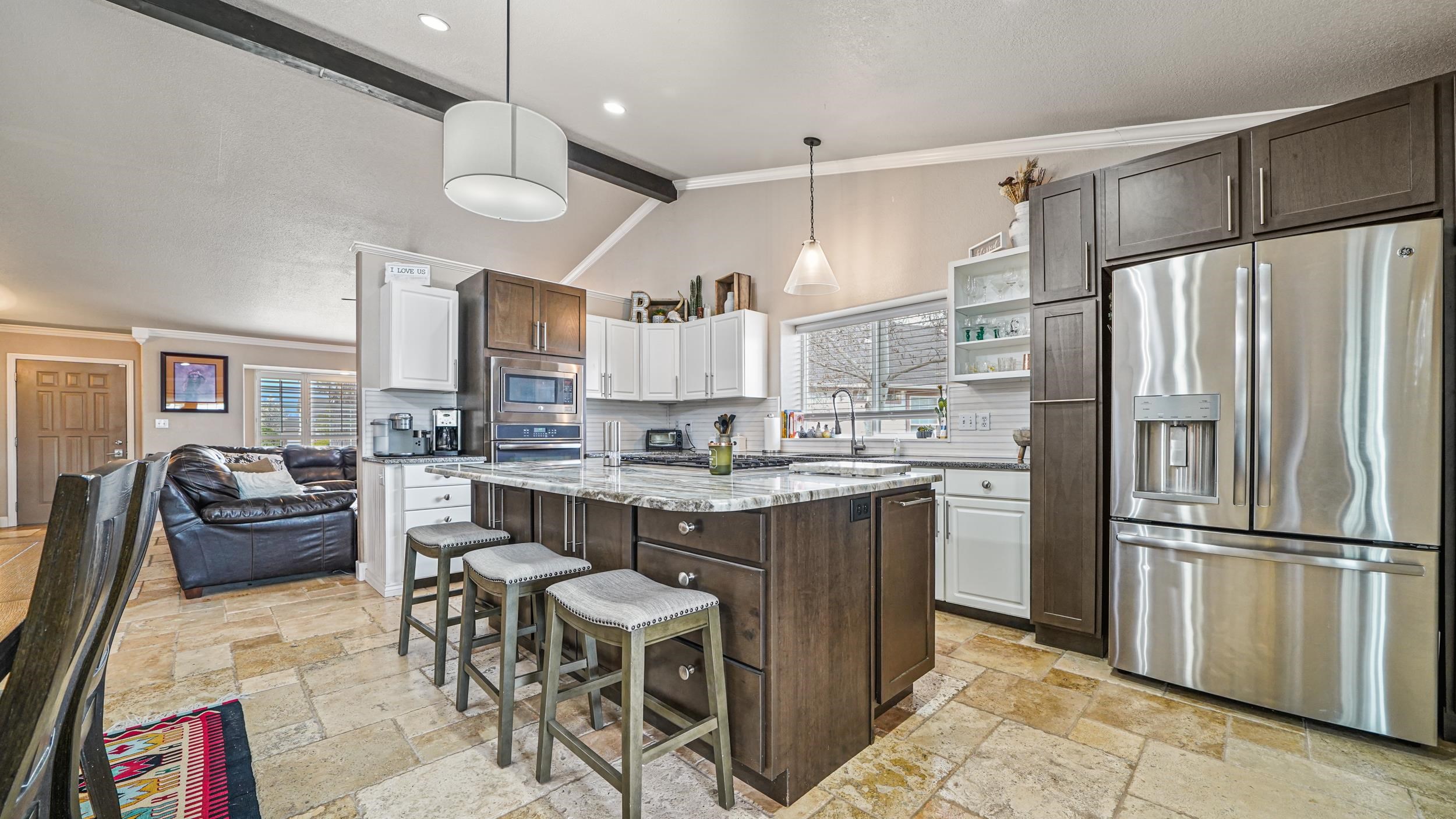 710 E Harbor Circle