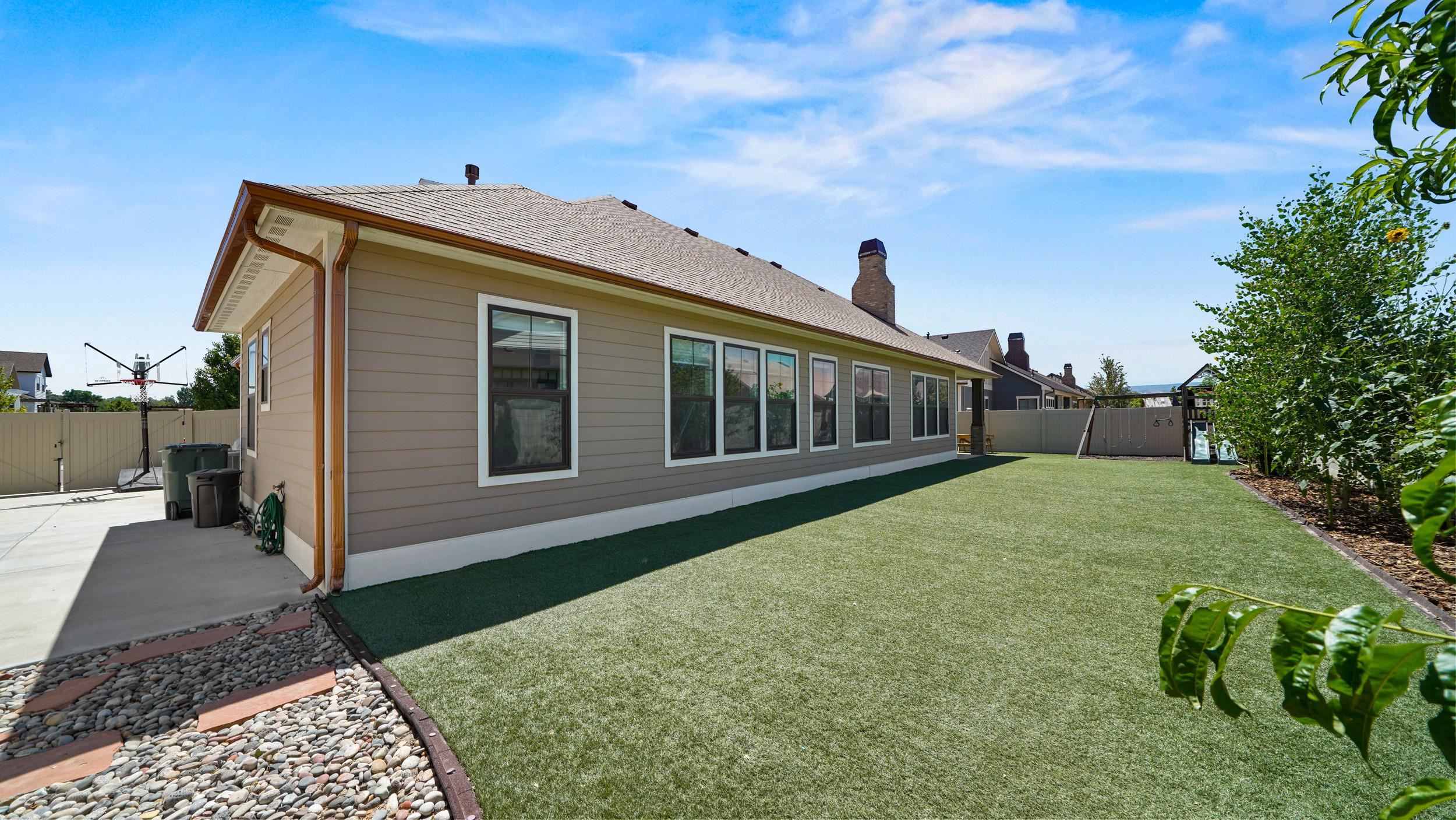 823 Apple Glen Drive