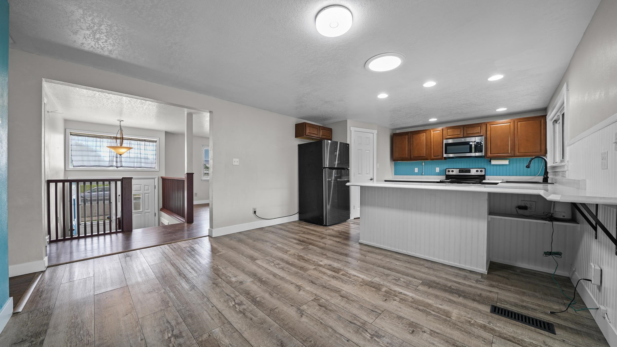 2879 Mesa Avenue
