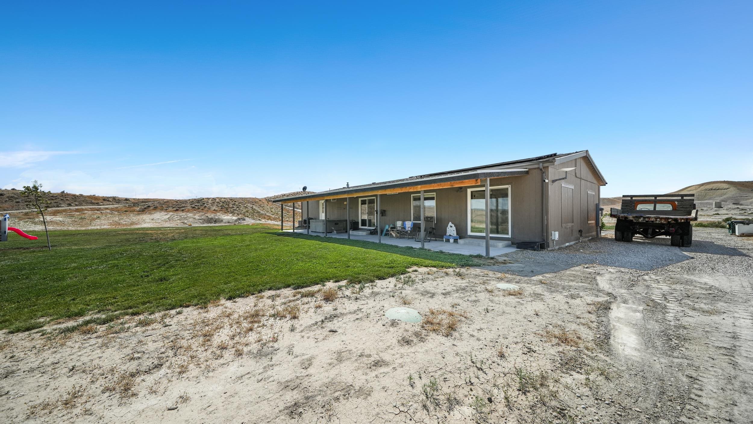 1750 Oasis Drive