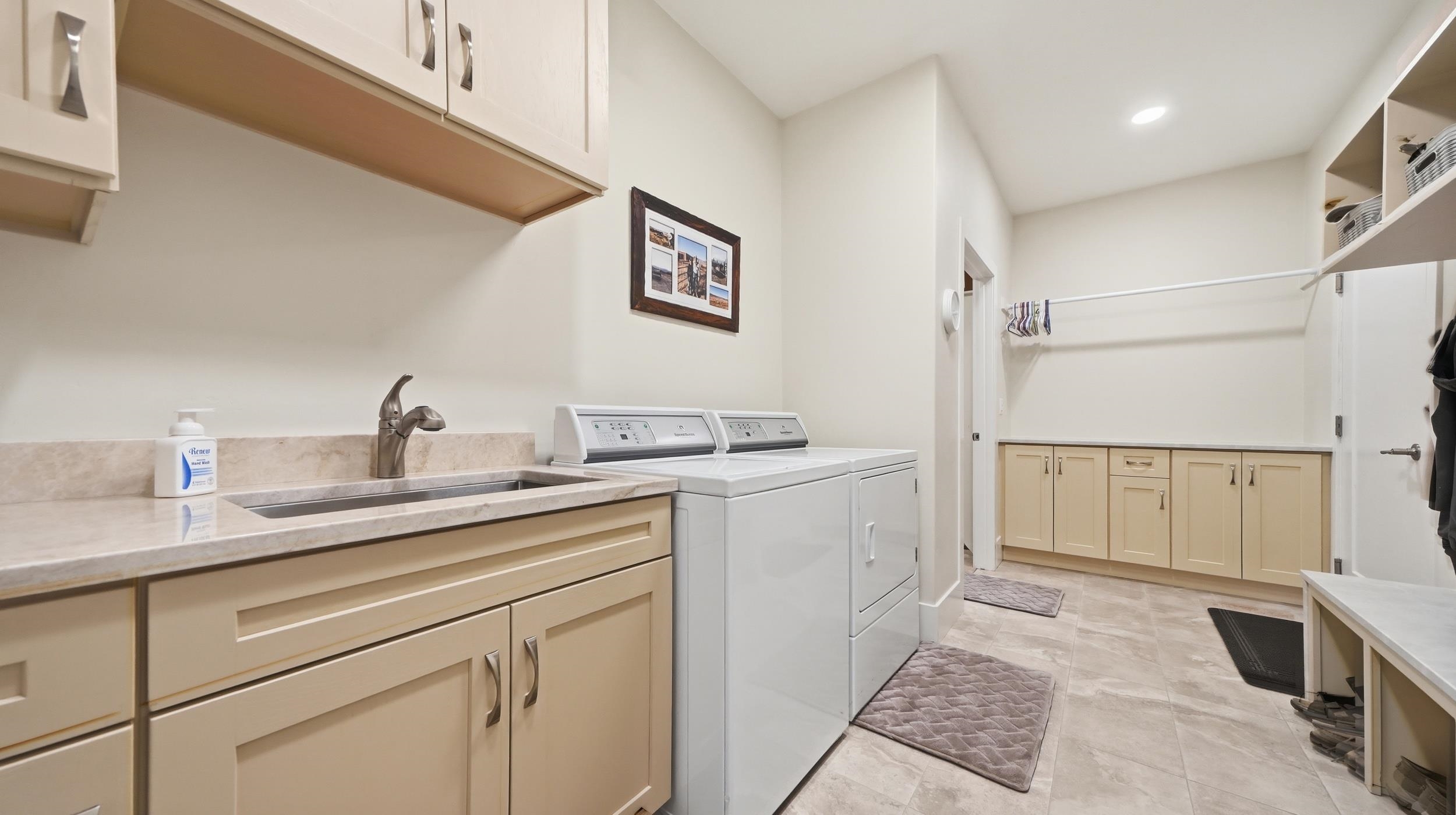 683 Tweed Court