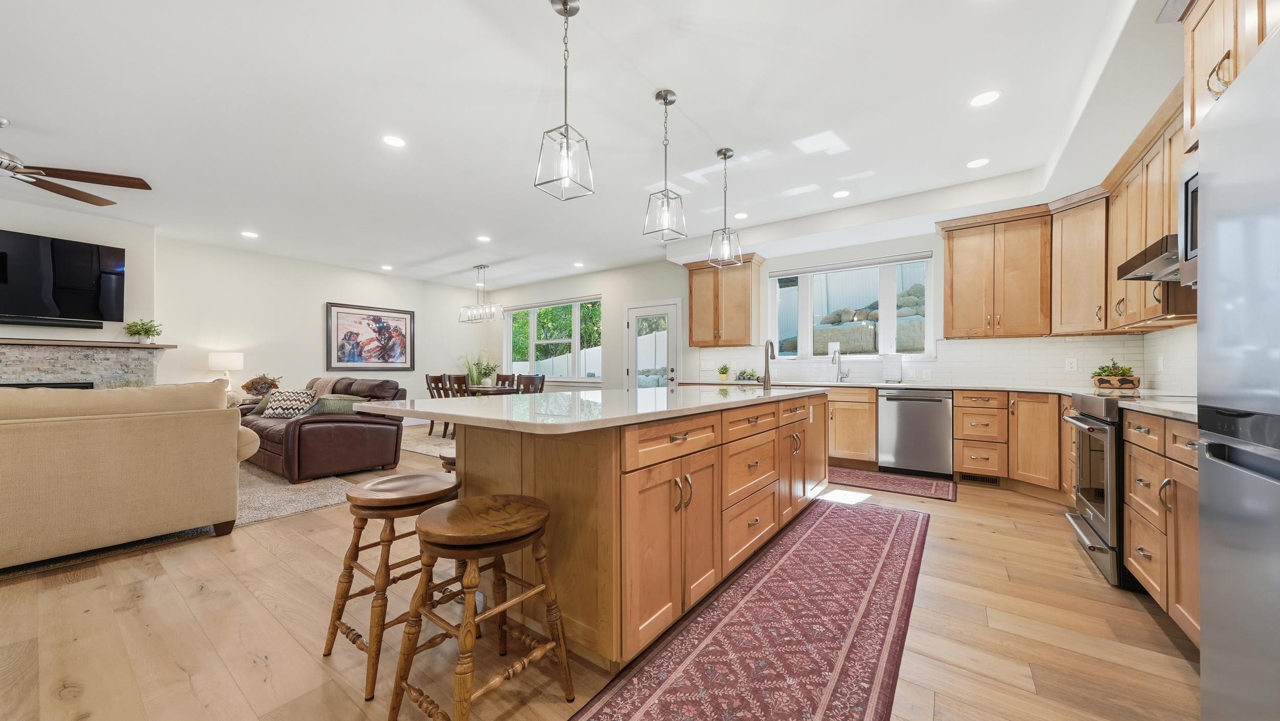 683 Tweed Court