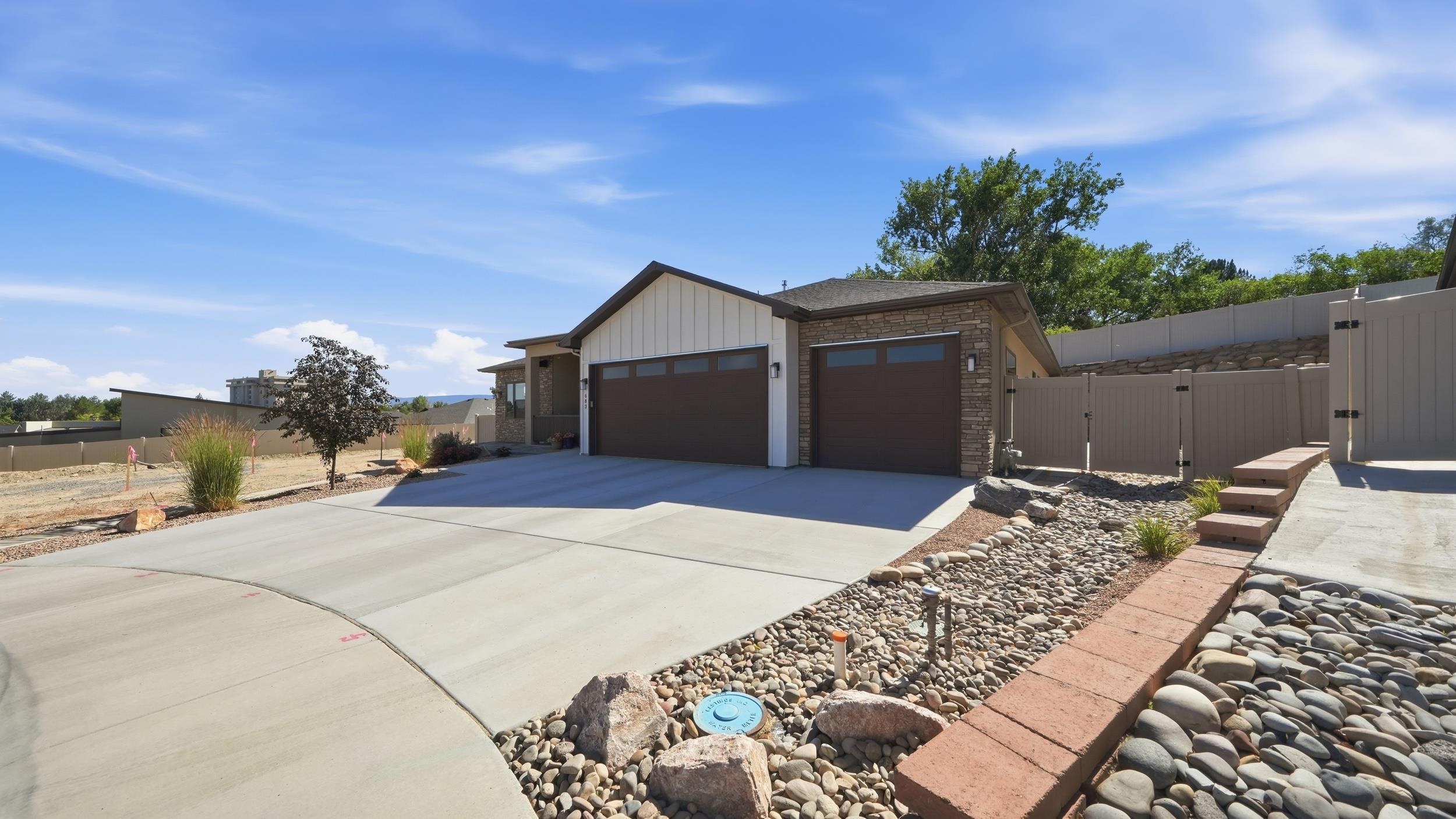 683 Tweed Court