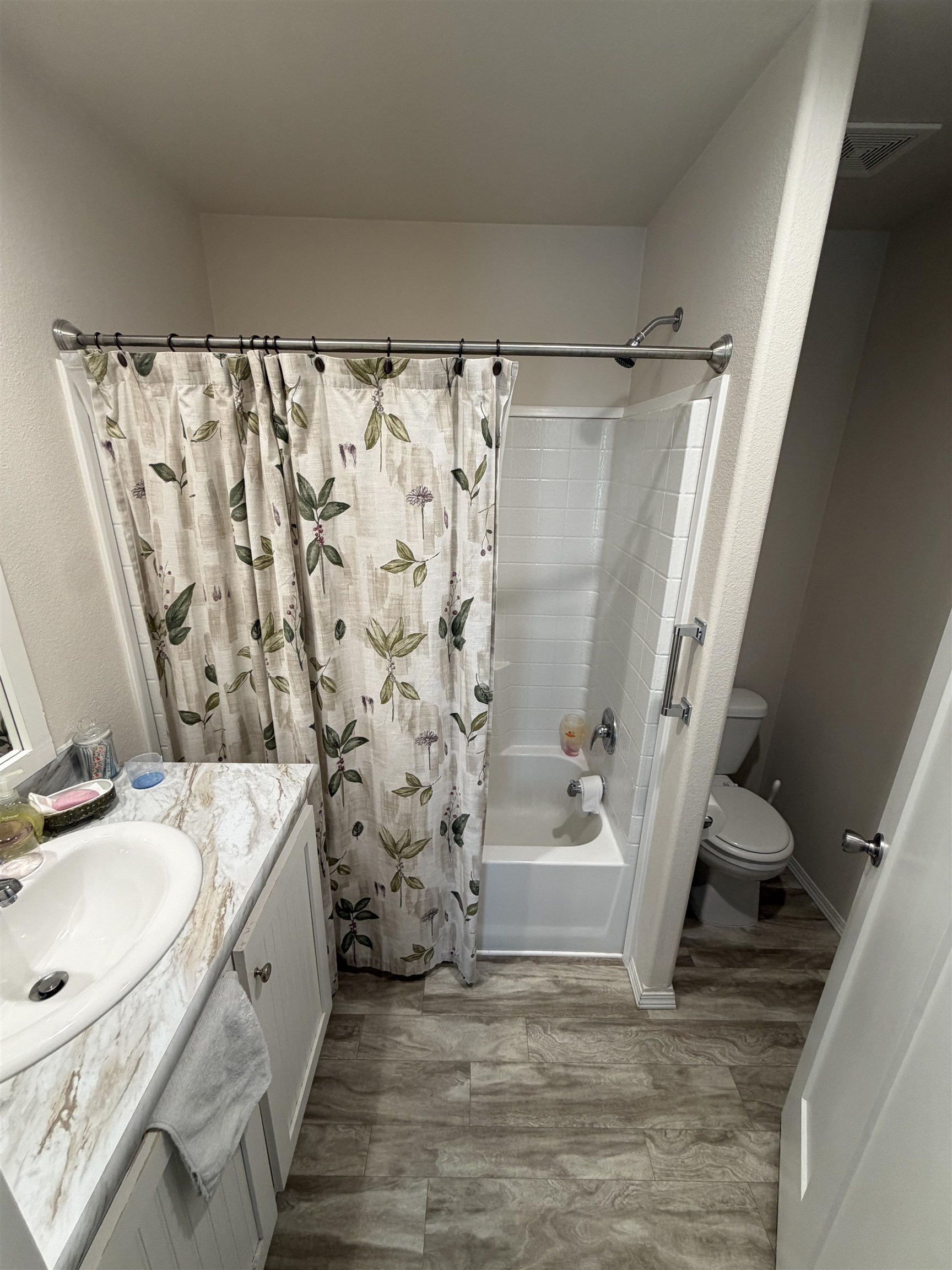 435 32 Road Unit: 128