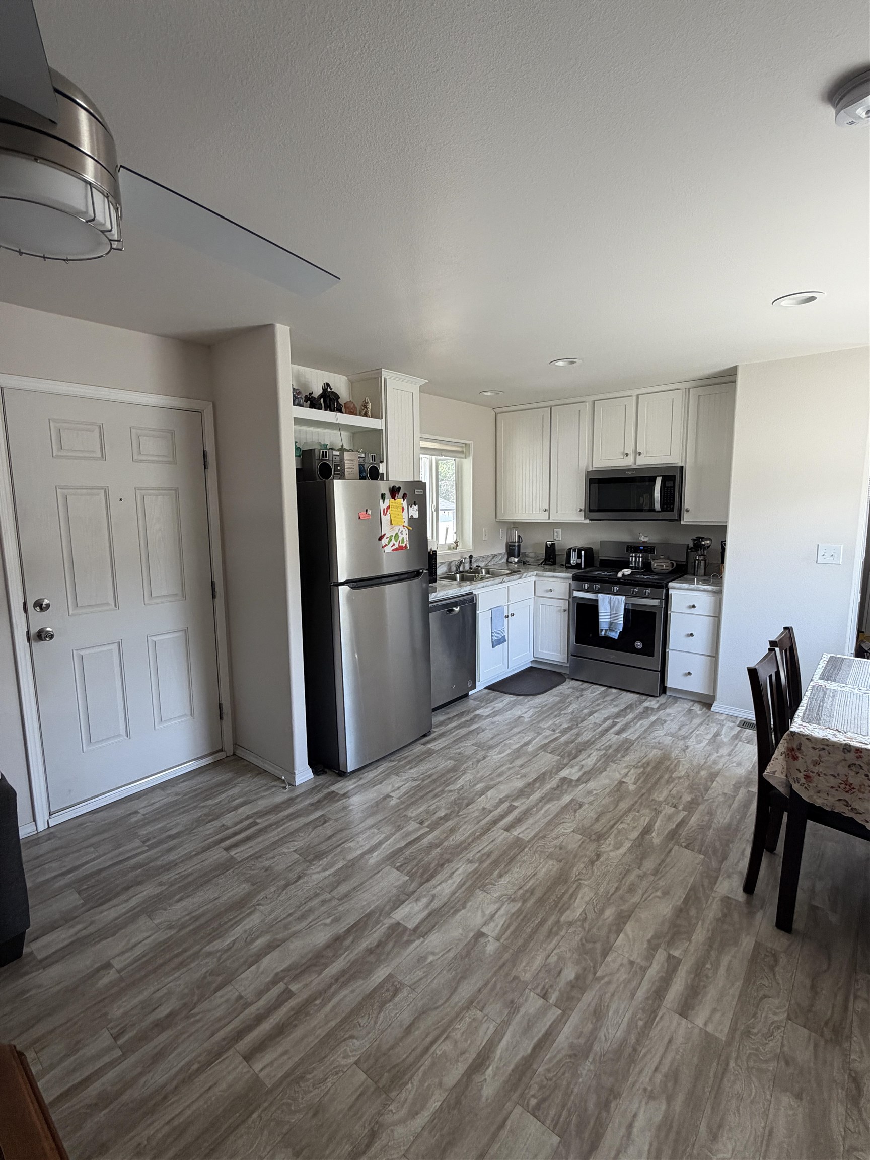 435 32 Road Unit: 128
