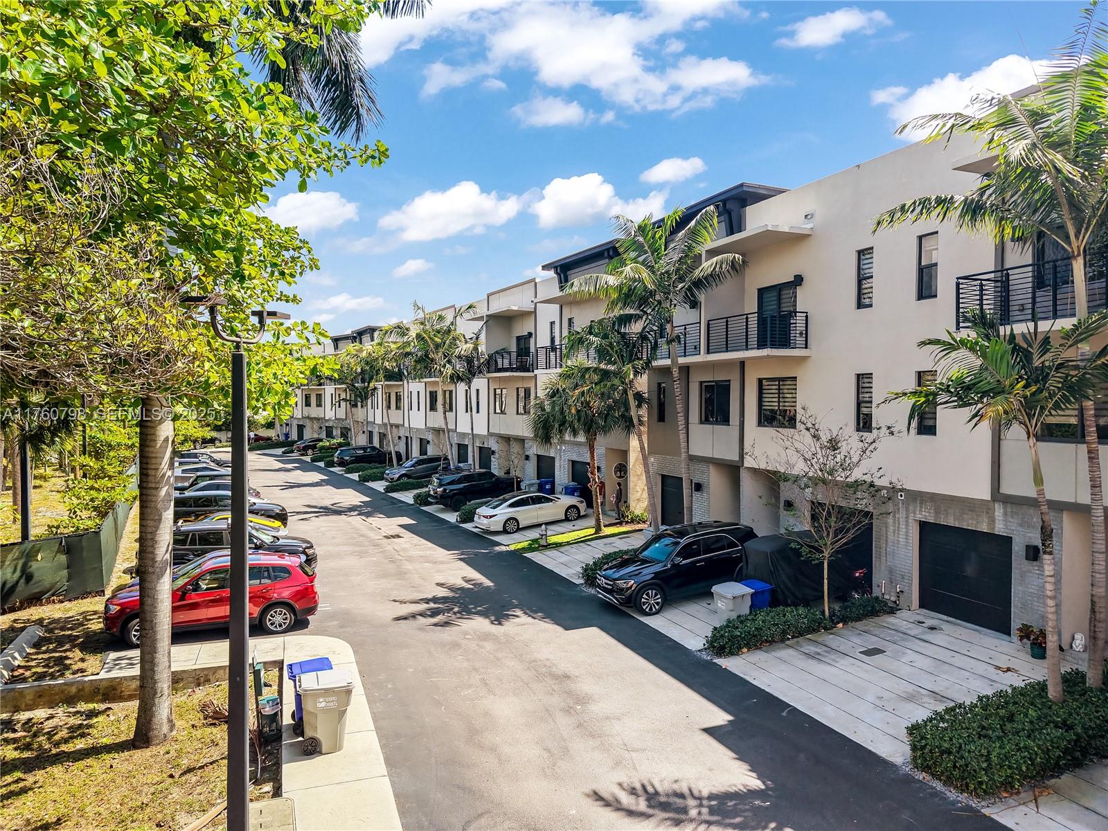 466 SE 1st Circle