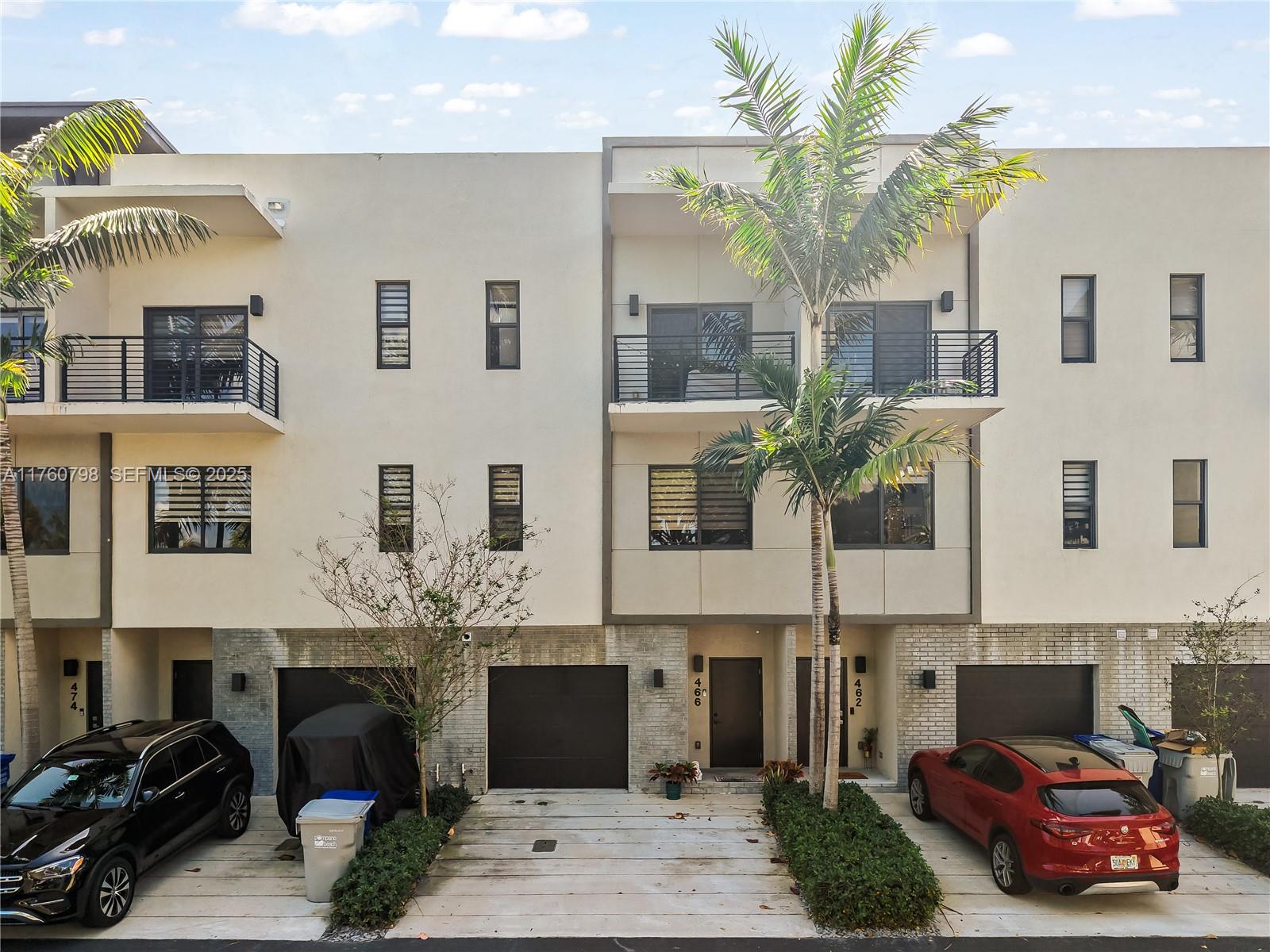 466 SE 1st Circle