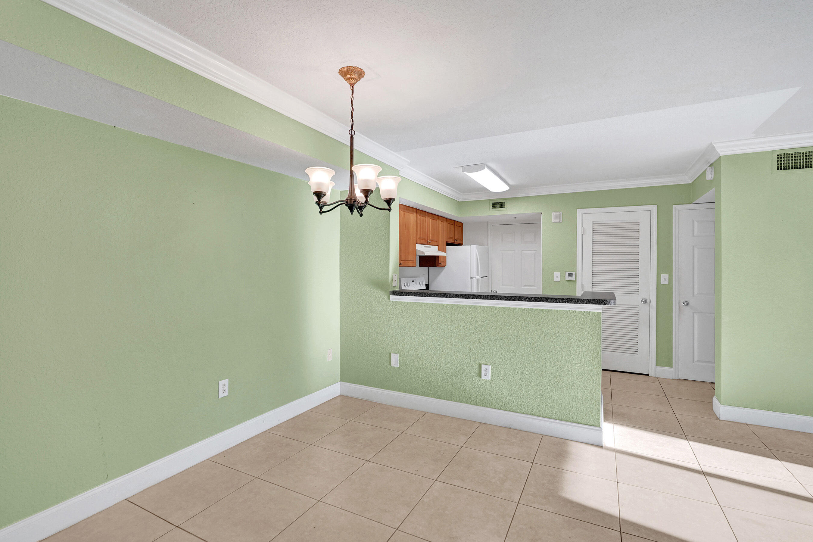 15075 Michelangelo Boulevard 103