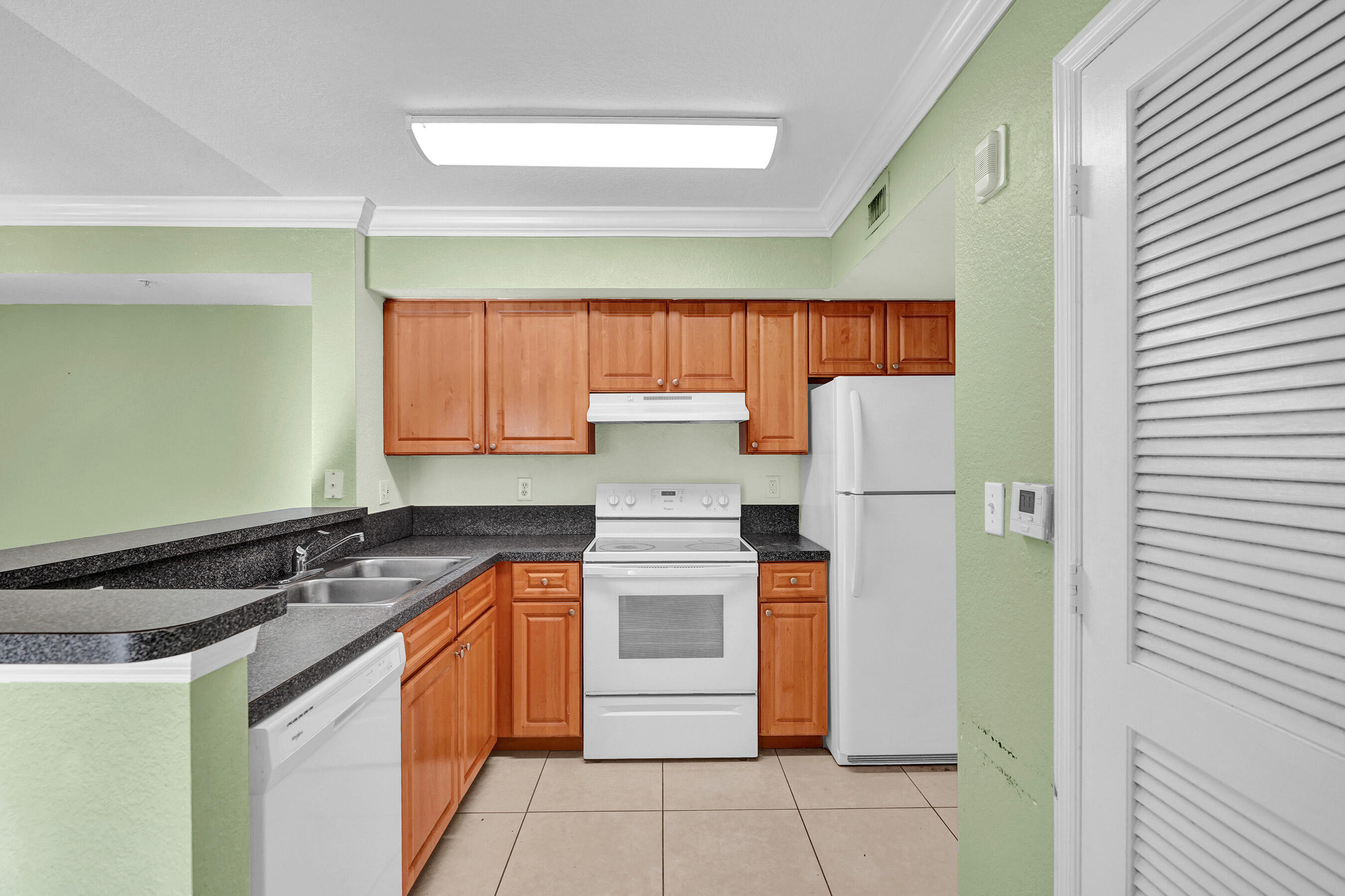 15075 Michelangelo Boulevard 103