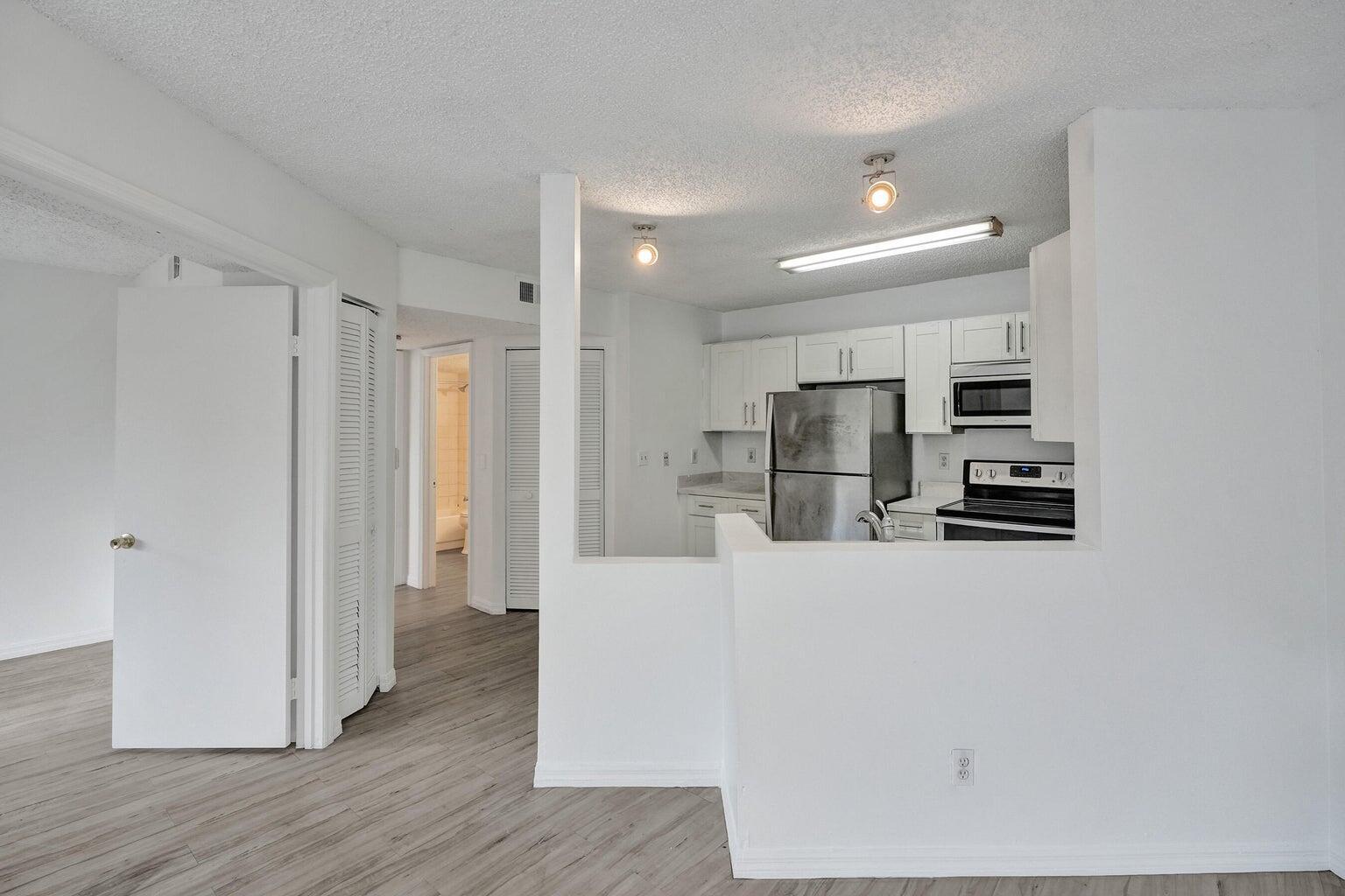 4015 W McNab Road D204