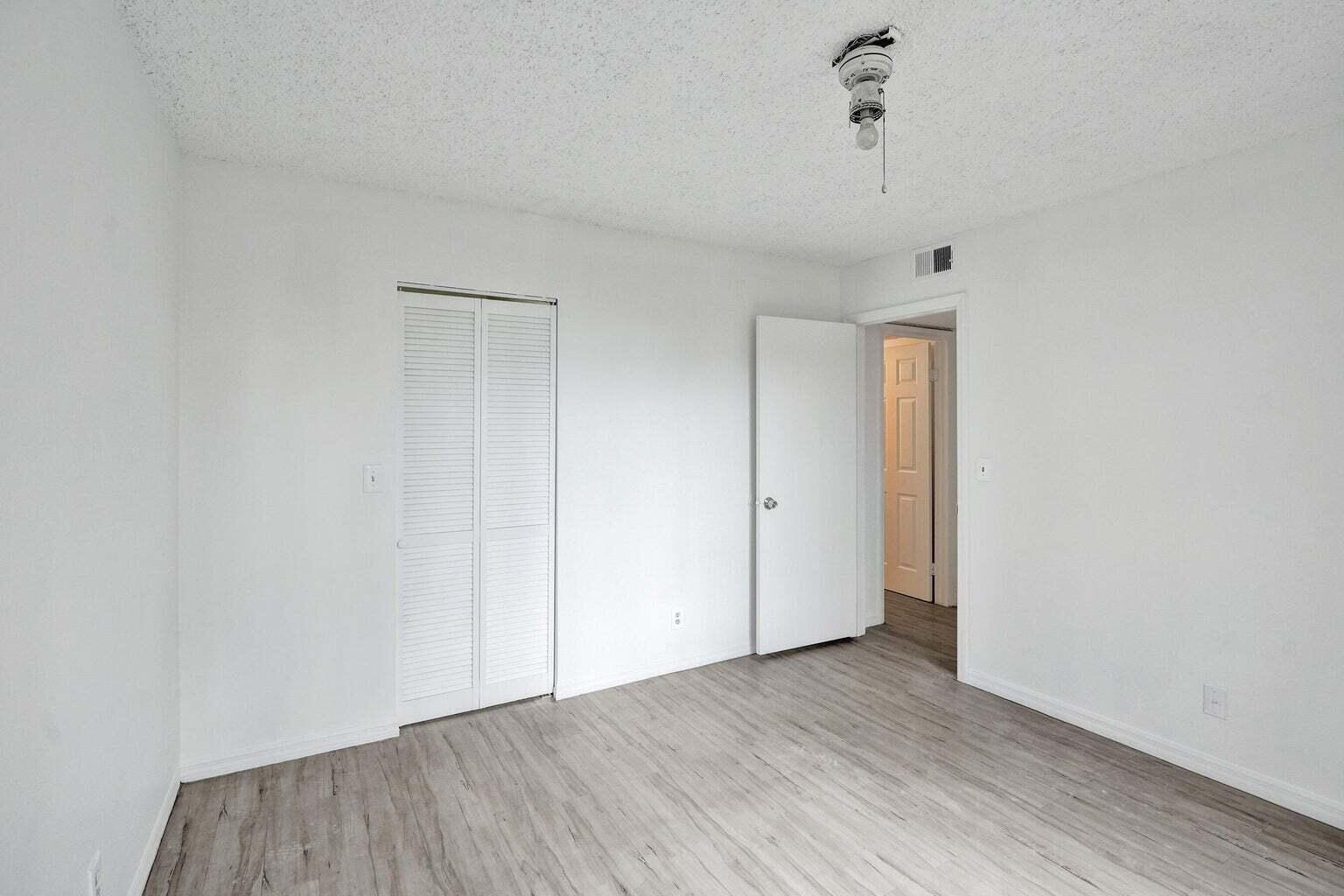 4015 W McNab Road D204