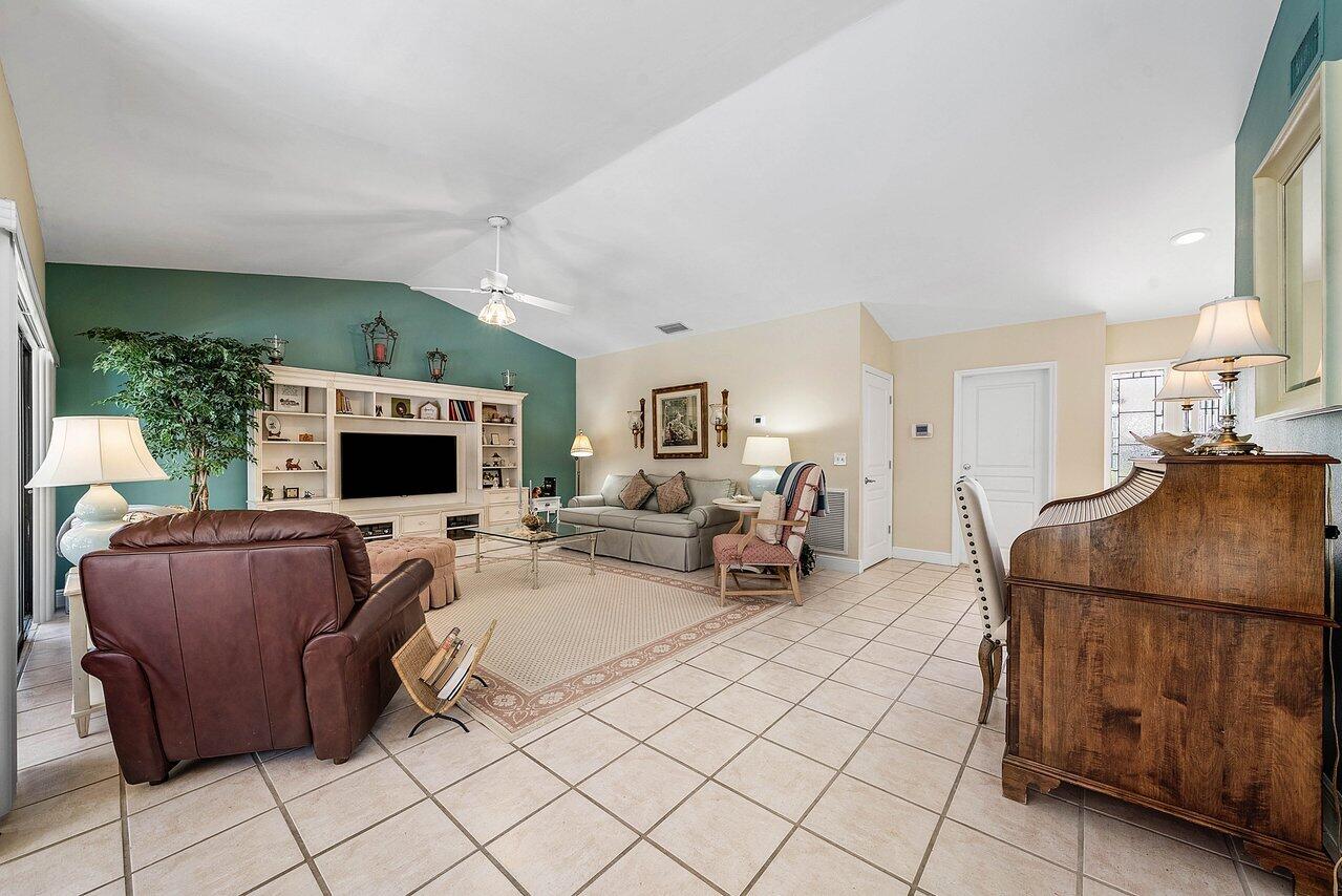 2371 NW 30th Road