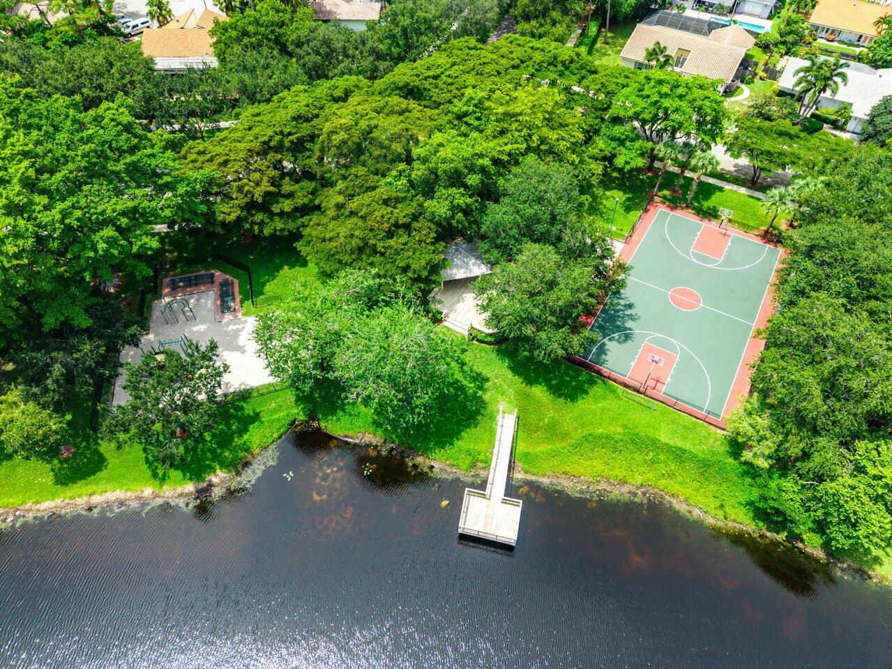 2371 NW 30th Road