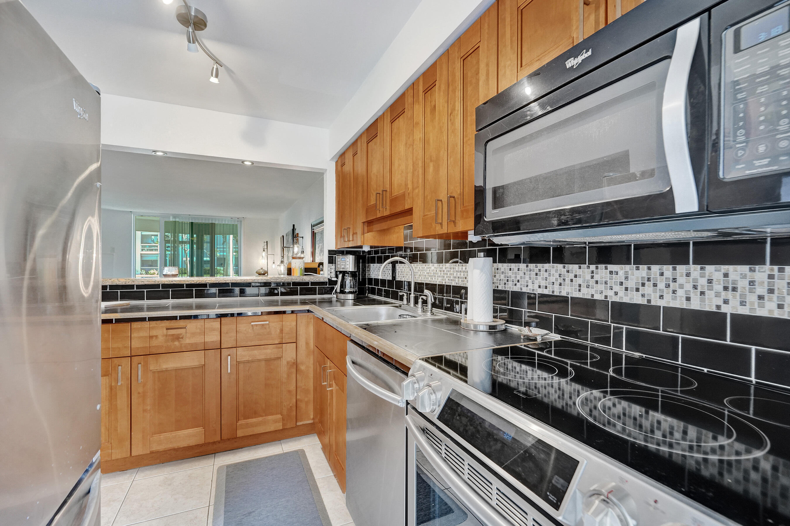 1040 SE 4TH Avenue 120