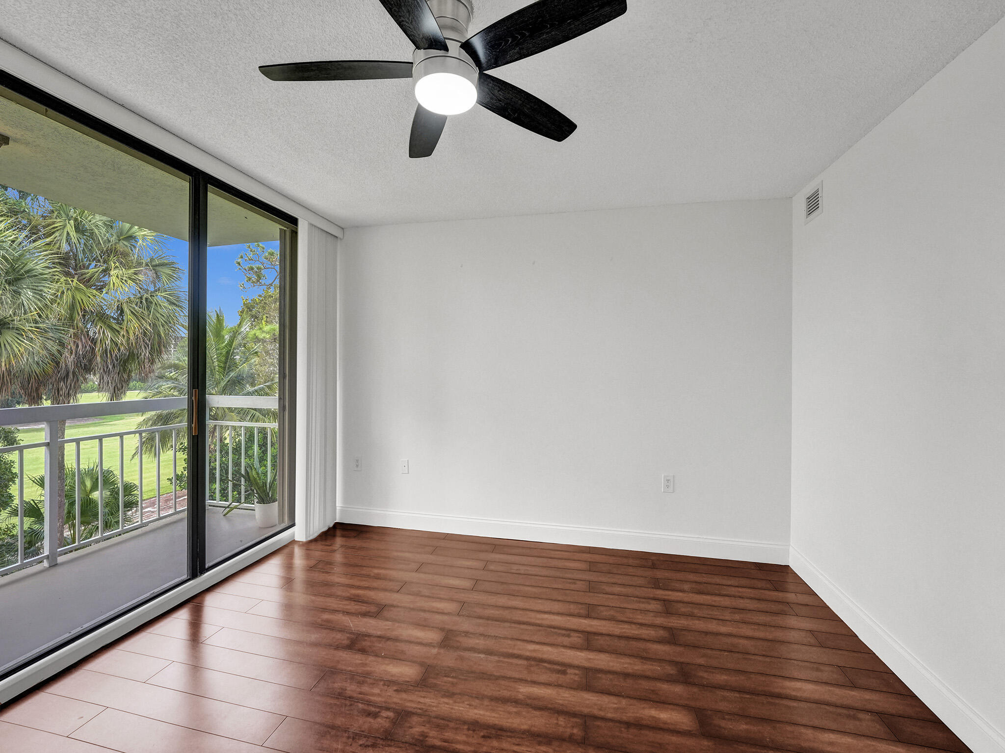 6169 BALBOA Circle 306