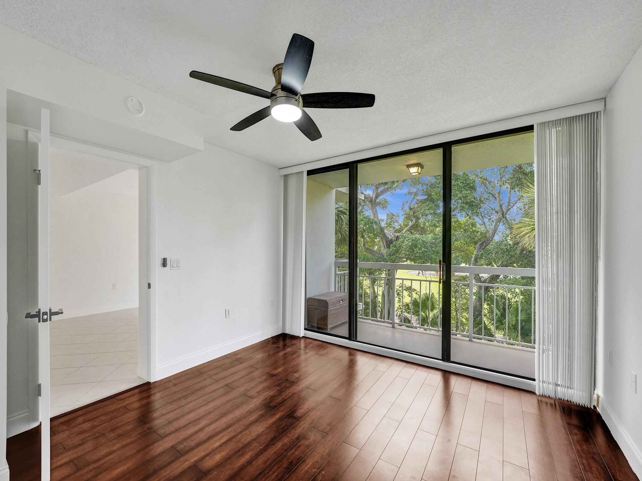 6169 BALBOA Circle 306