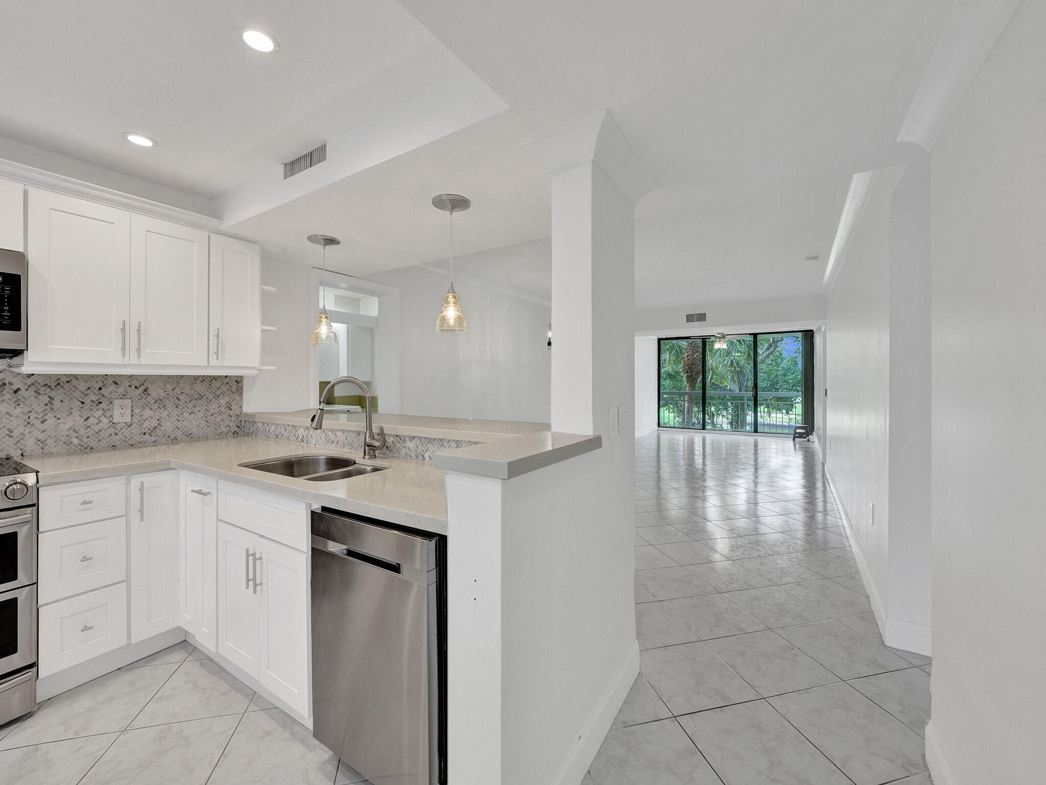 6169 BALBOA Circle 306