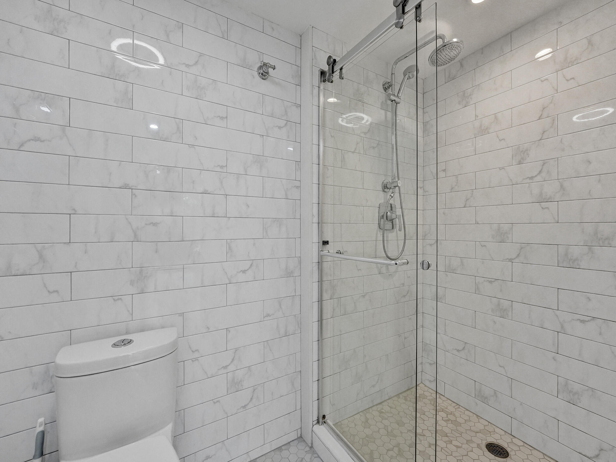6169 BALBOA Circle 306