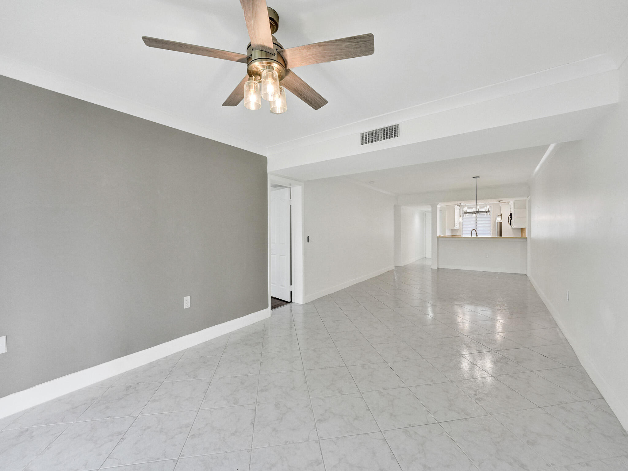 6169 BALBOA Circle 306