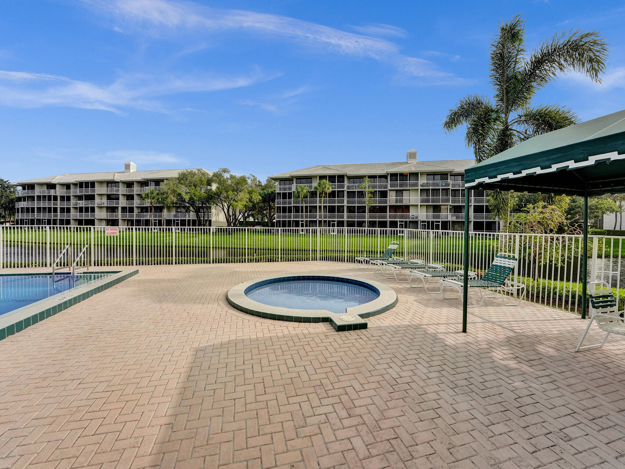 6169 BALBOA Circle 306