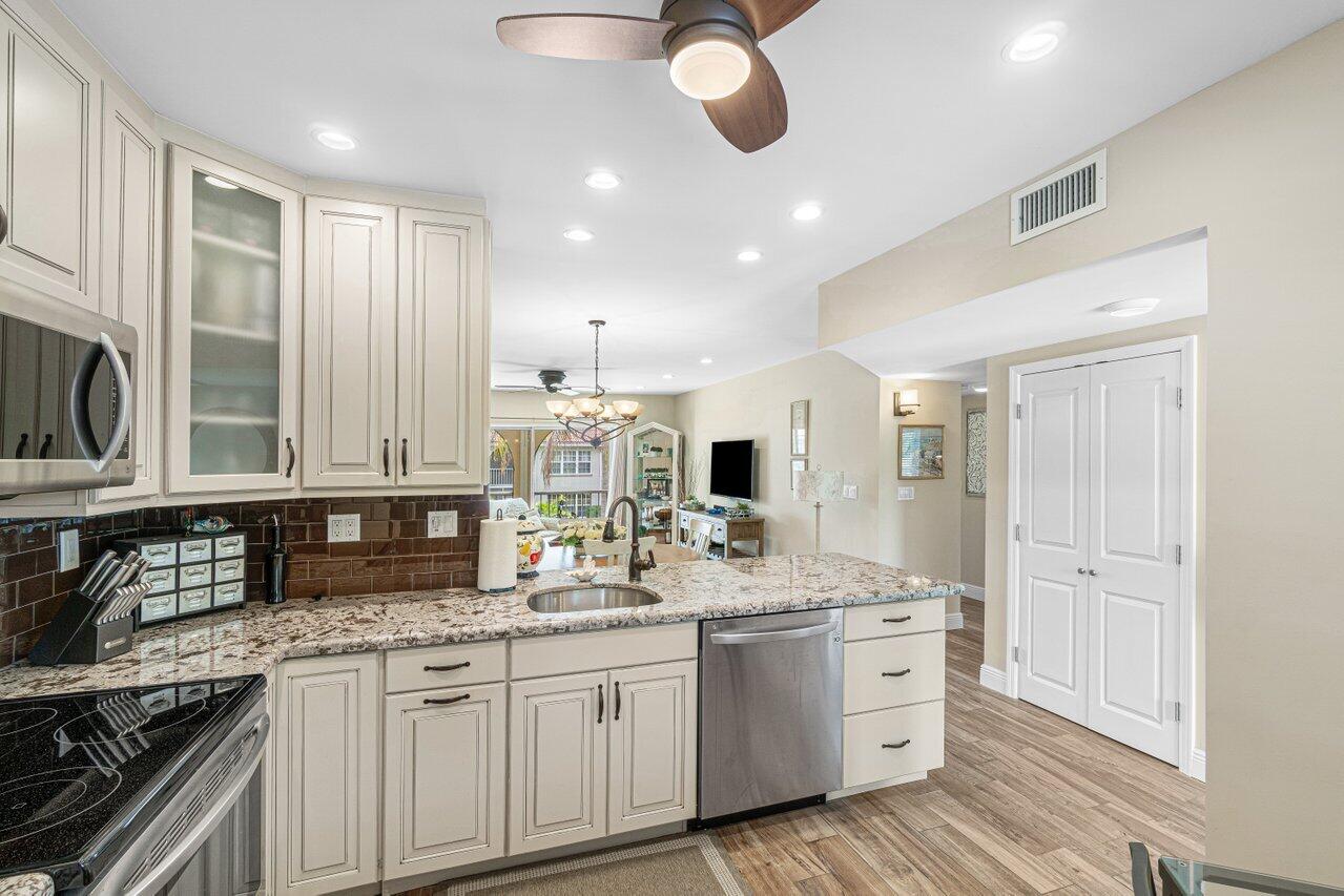 250 NE 20th Street 230