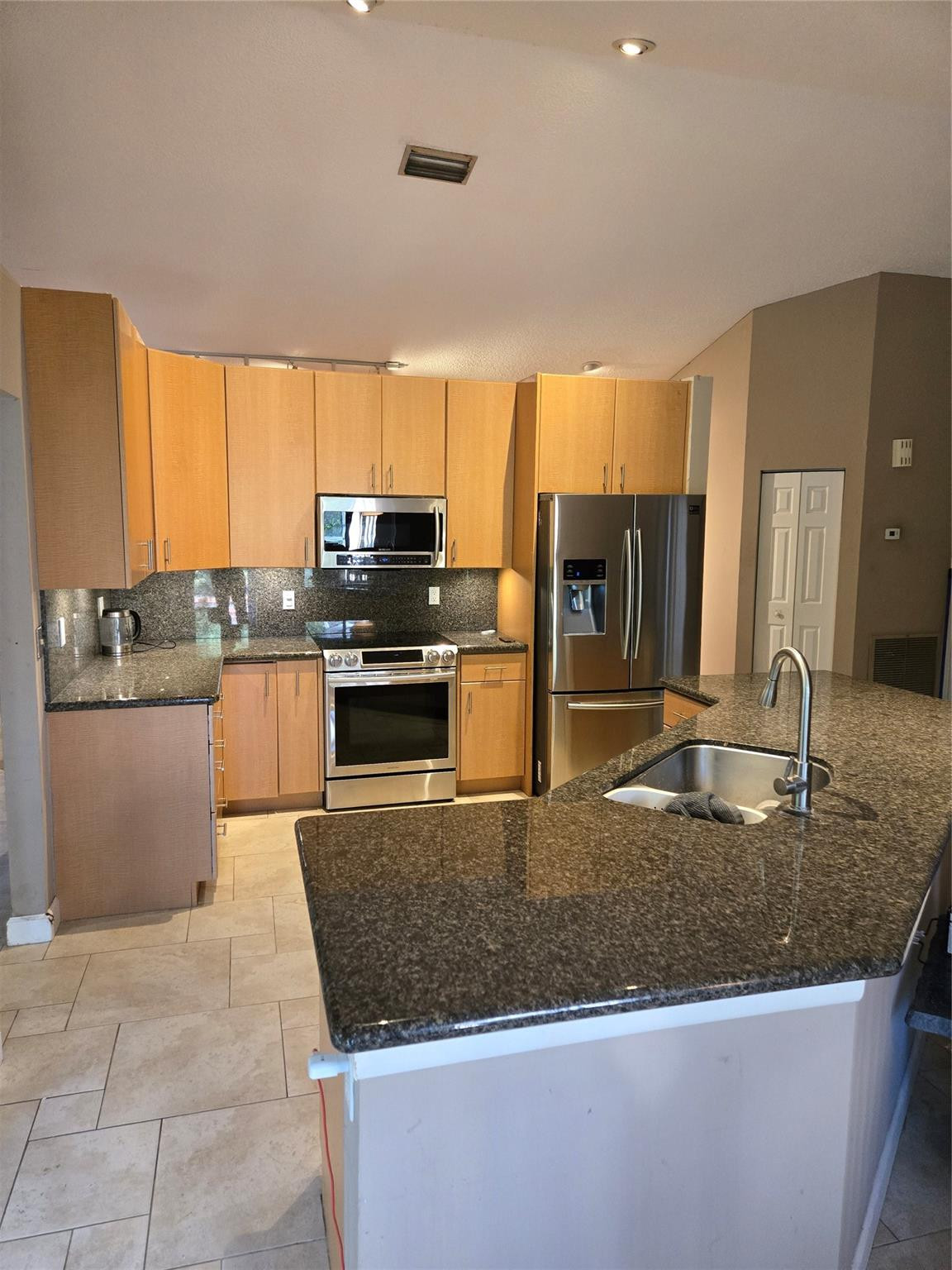 5277 NW 58th Terrace