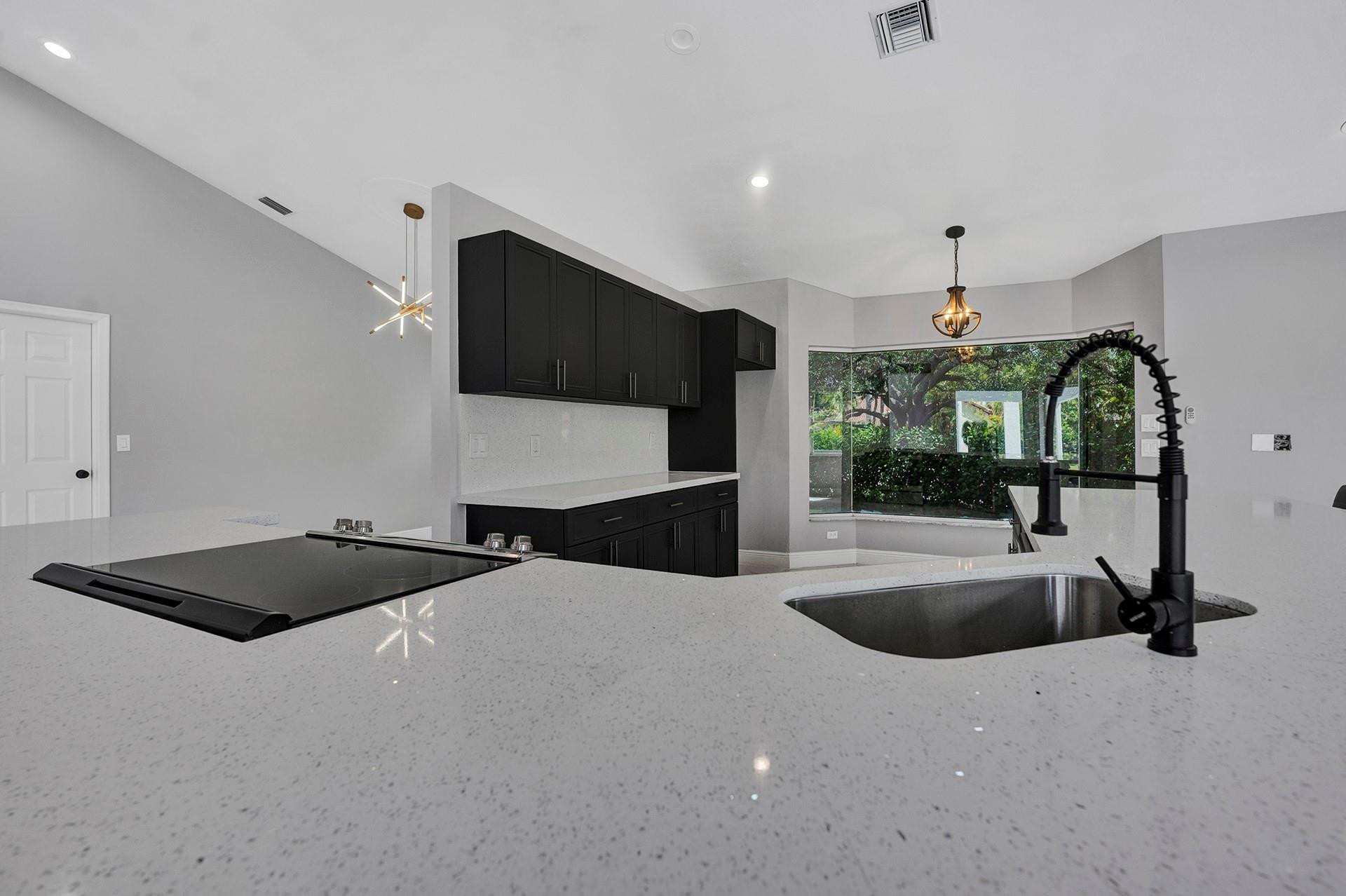 10210 NW 48 Court