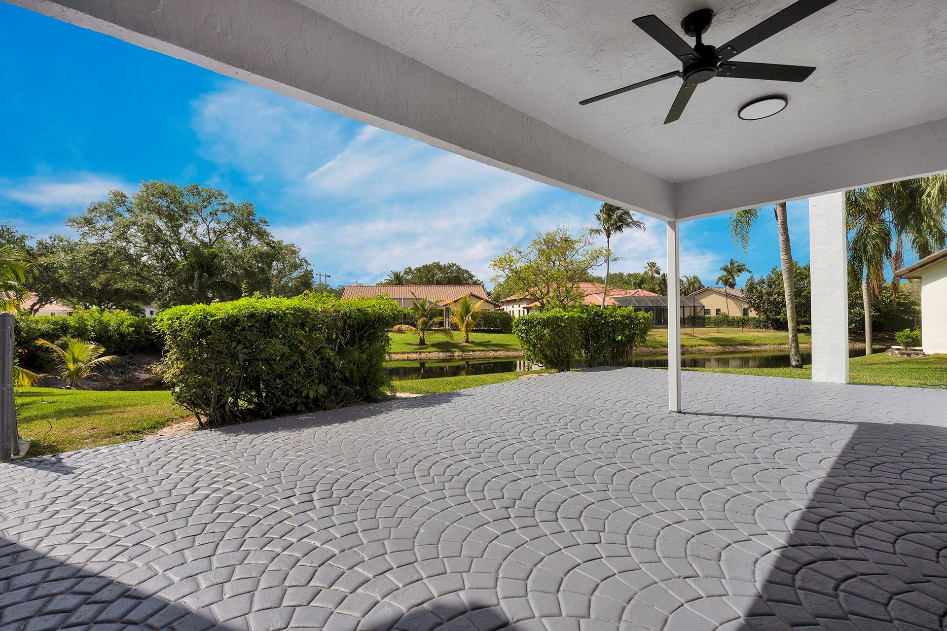 10210 NW 48 Court