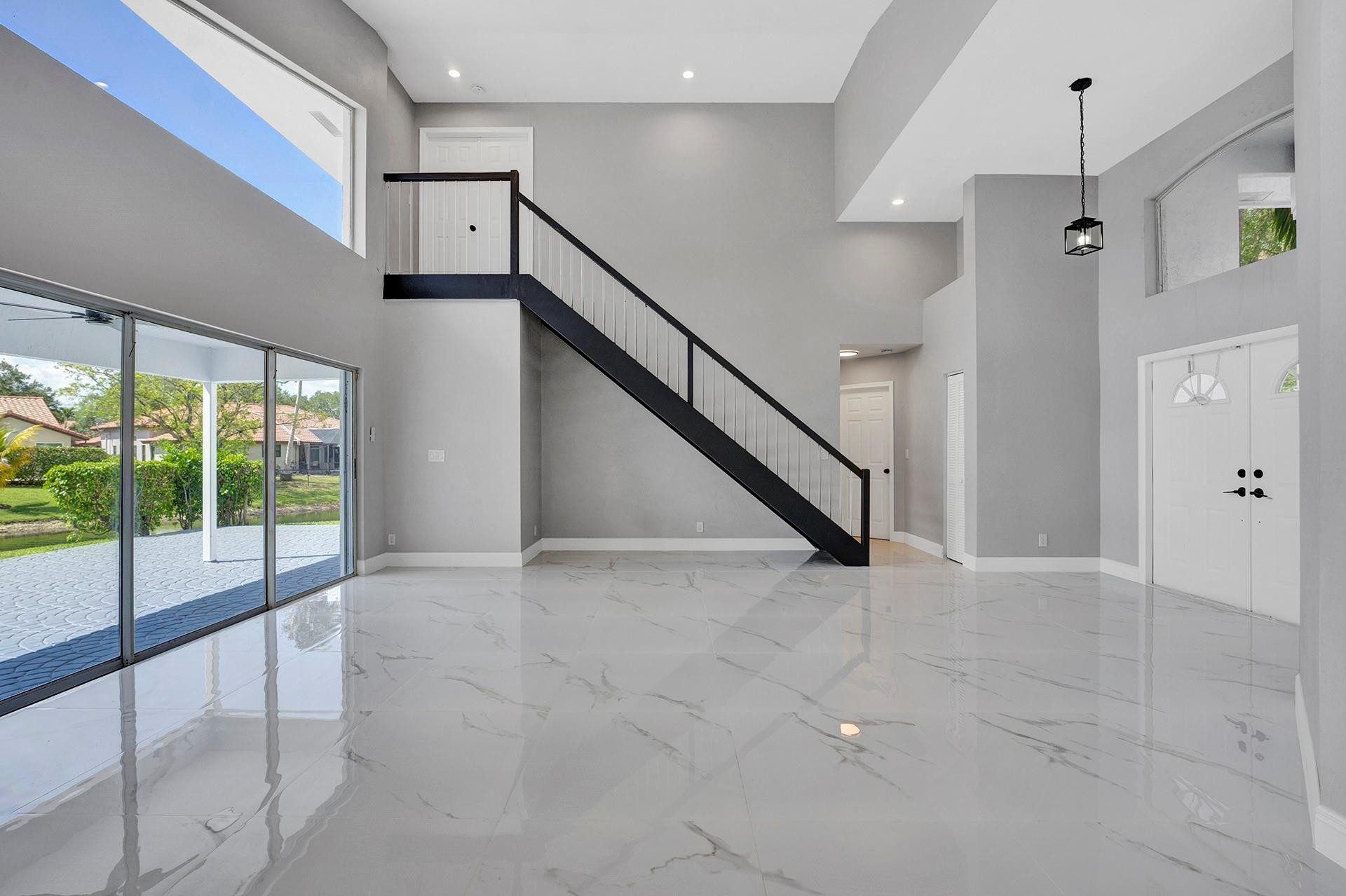 10210 NW 48 Court