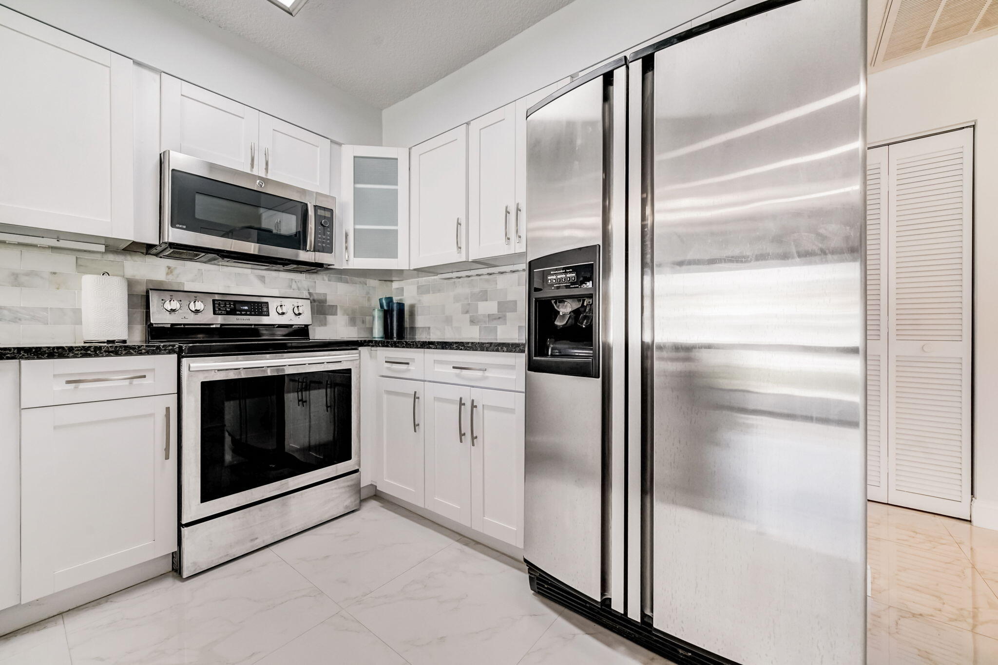 2393 NW 30th Road