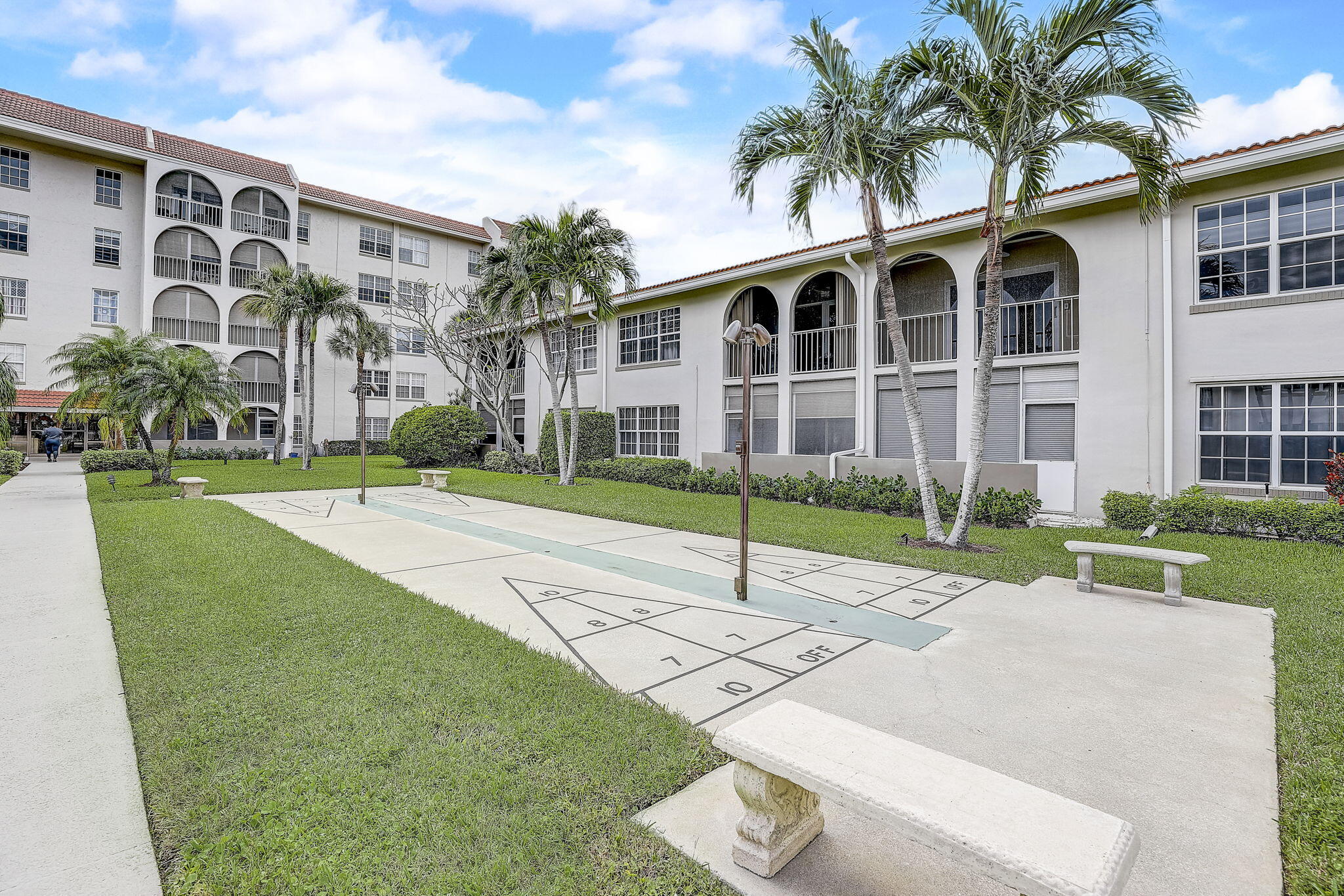 250 NE 20th Street 206
