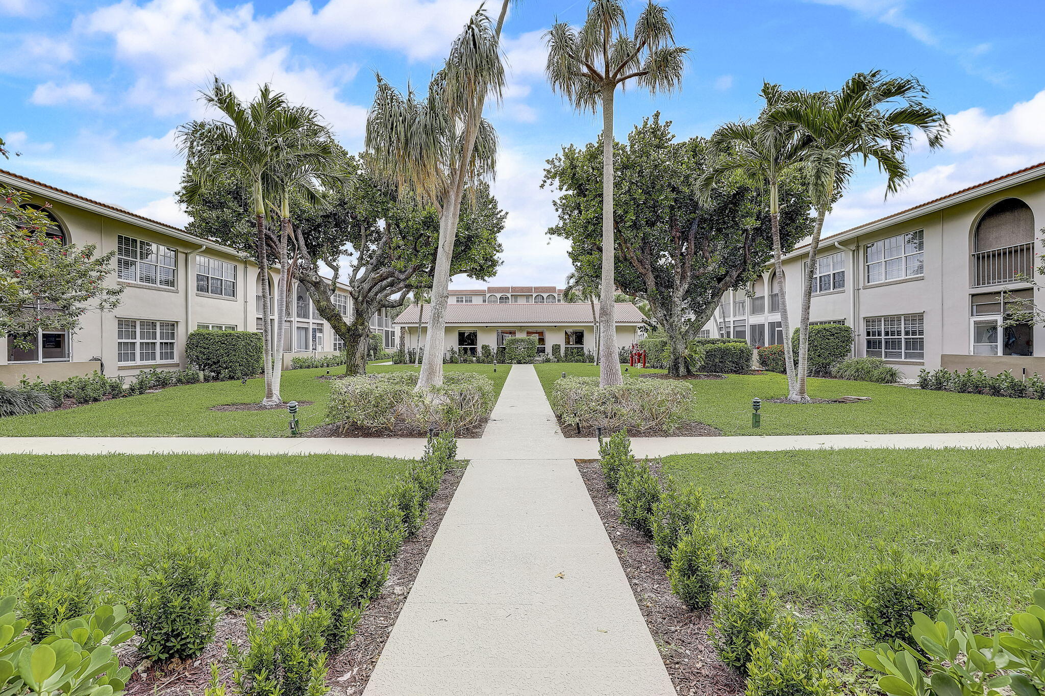 250 NE 20th Street 206