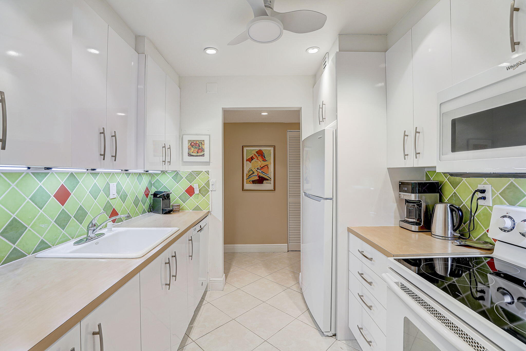 250 NE 20th Street 206