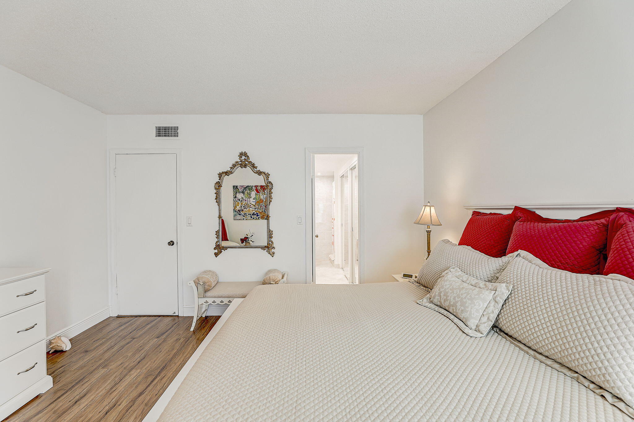 250 NE 20th Street 206