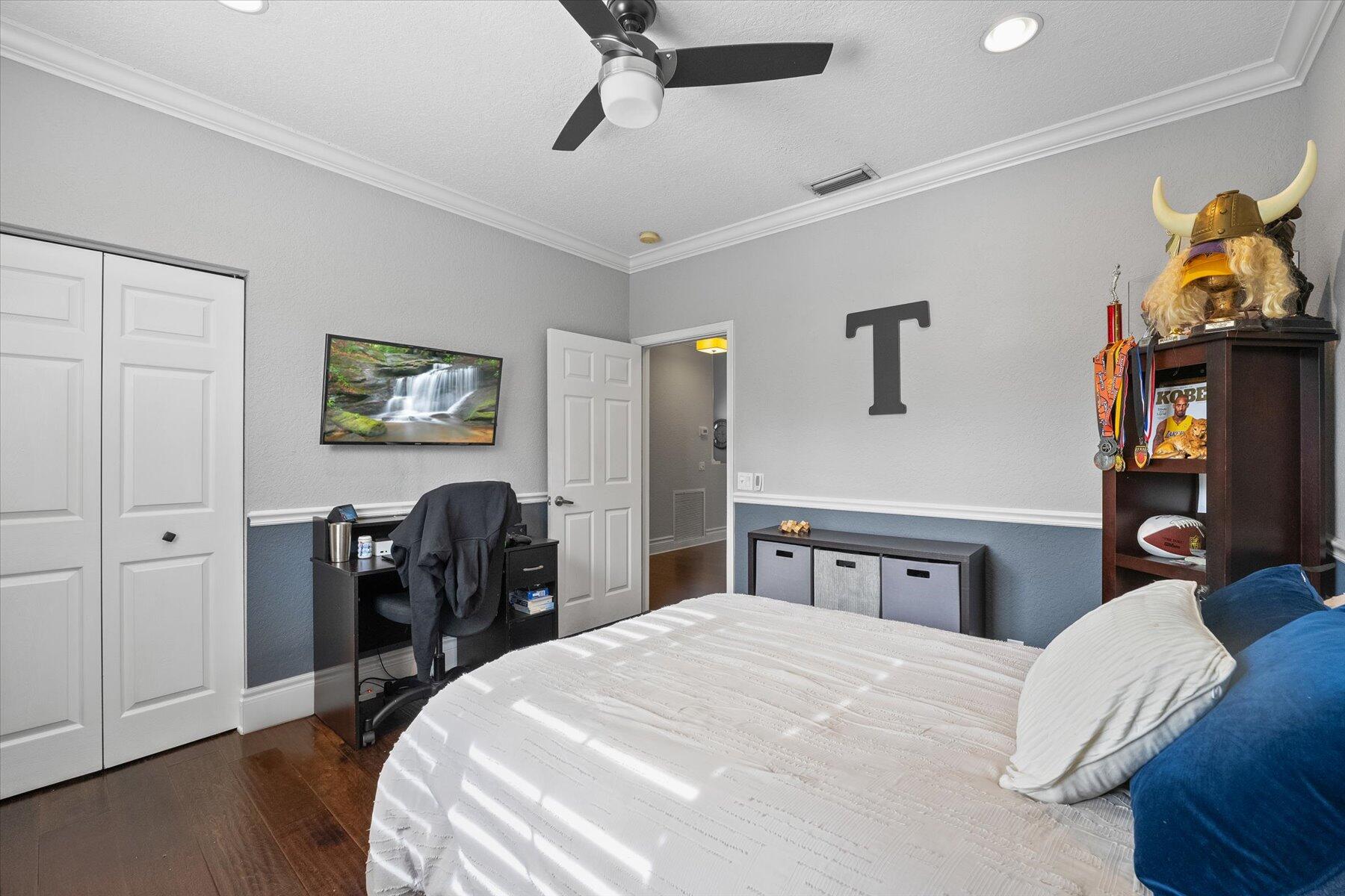 6519 NW 72nd Place