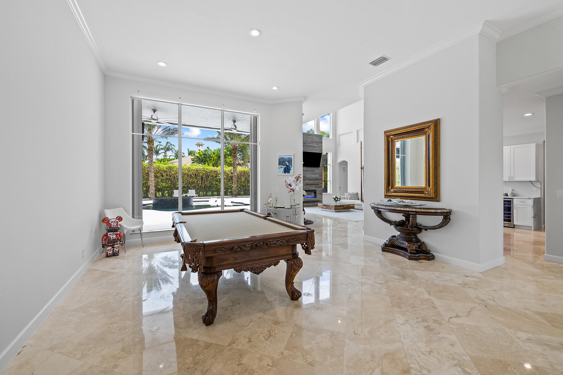 10162 NW 69th Manor