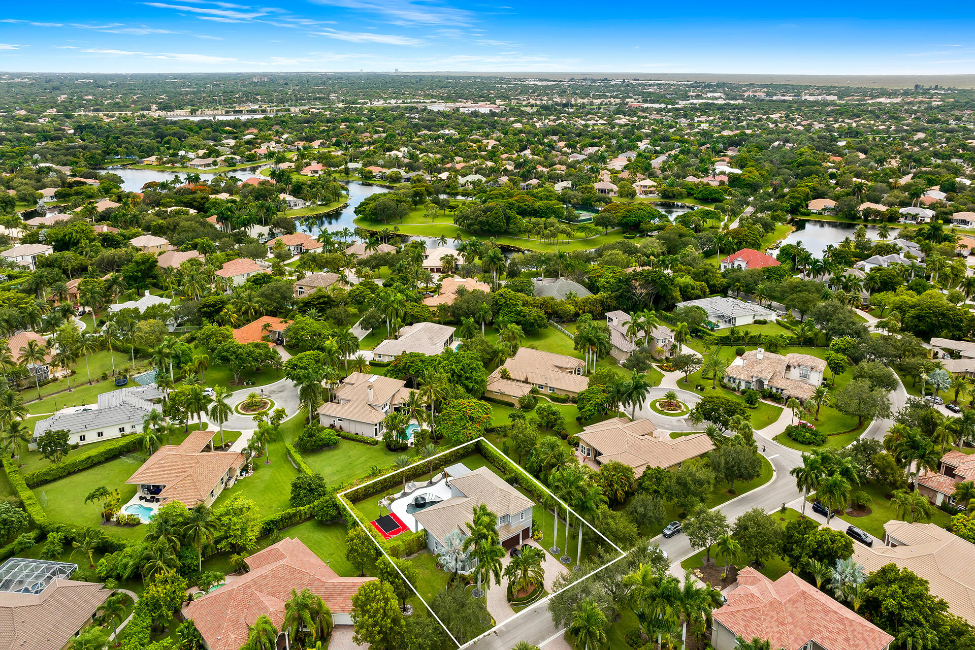 10162 NW 69th Manor