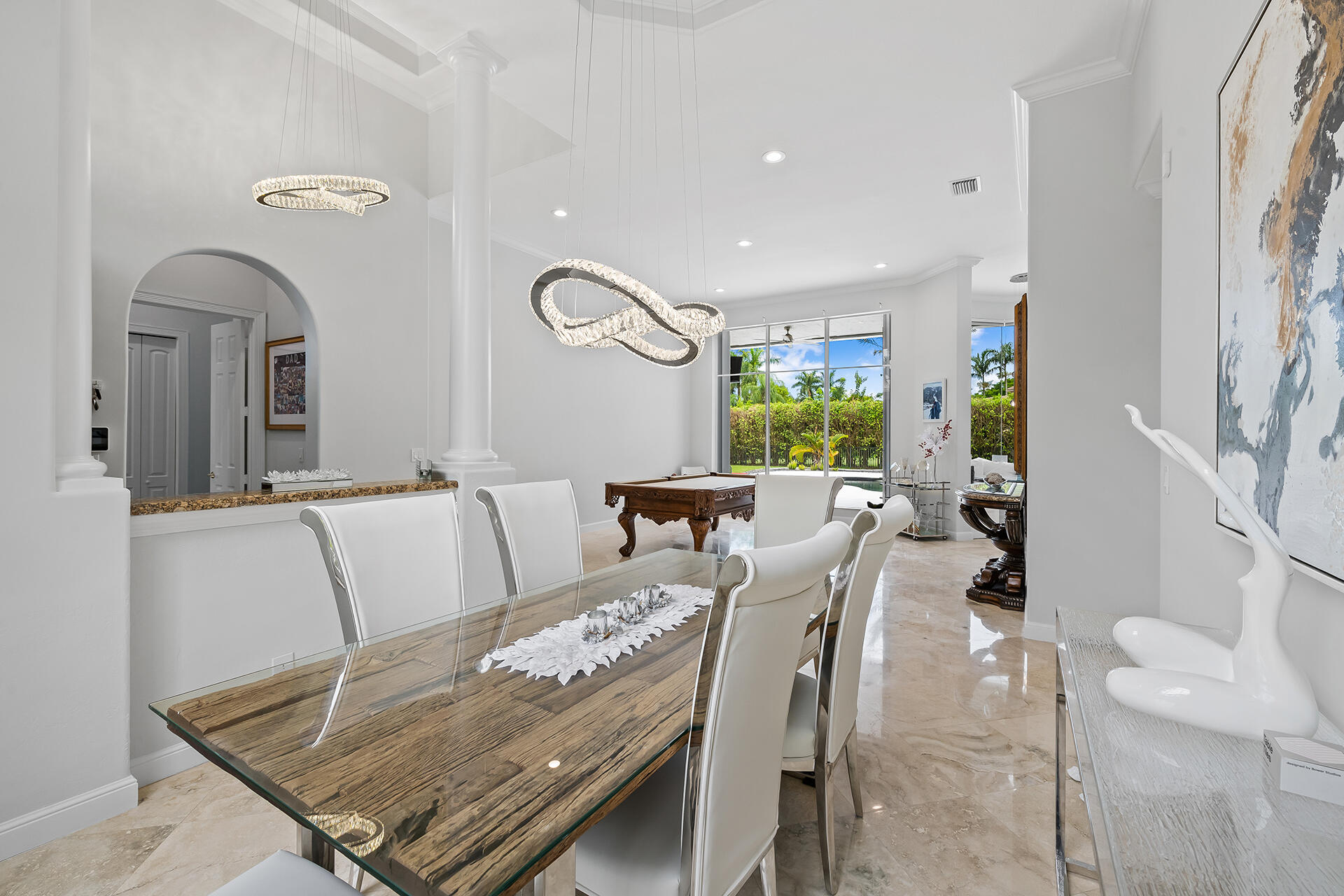 10162 NW 69th Manor